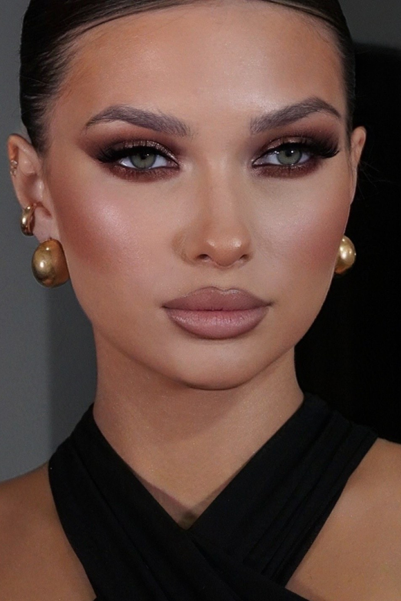 BOOK. MONSTERA MODELS