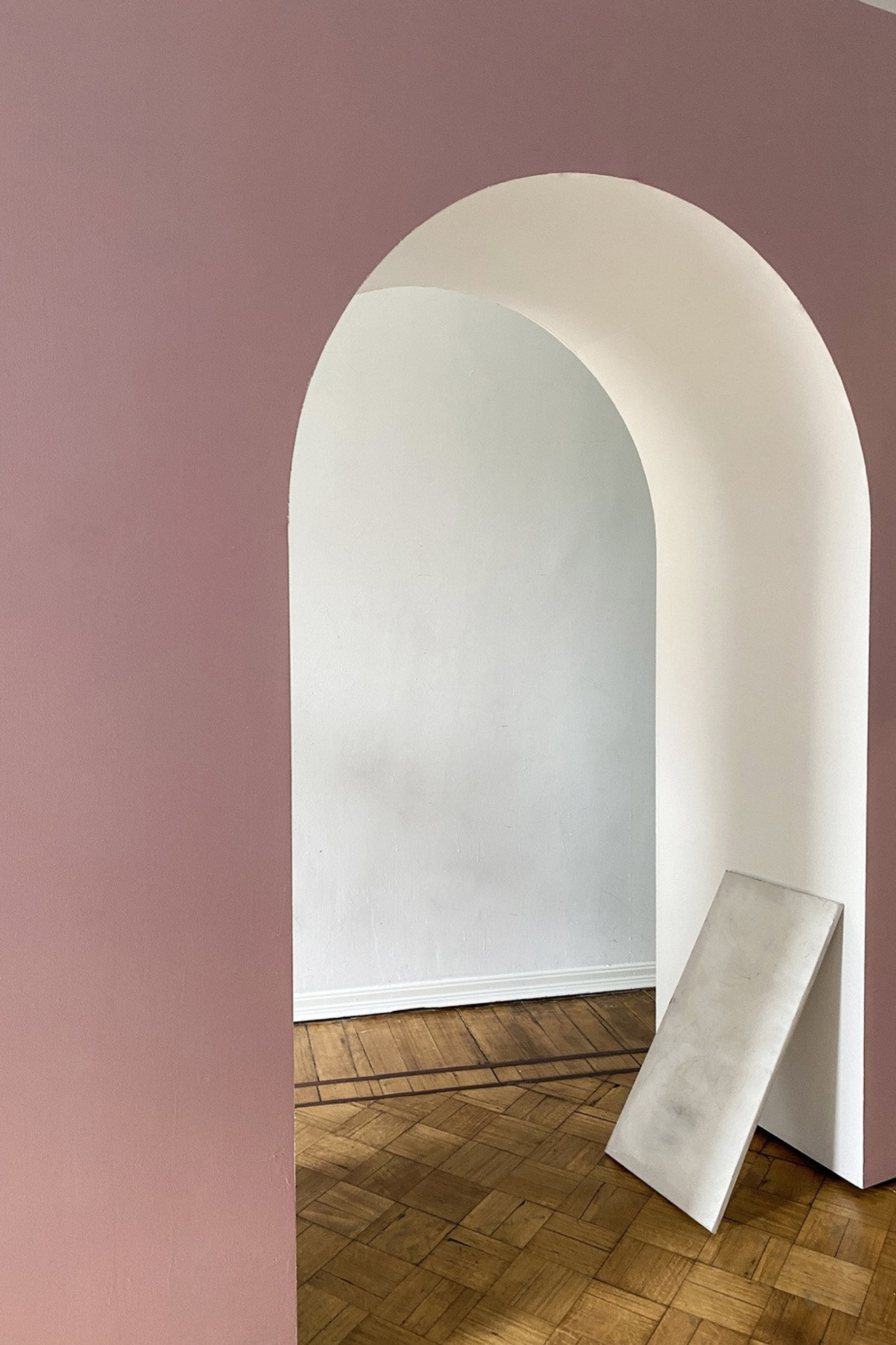 Залы. Профессиональный фотограф беременности в СПБ. Стильные фотосессии беременности в стиле минимализм и классическая фотография