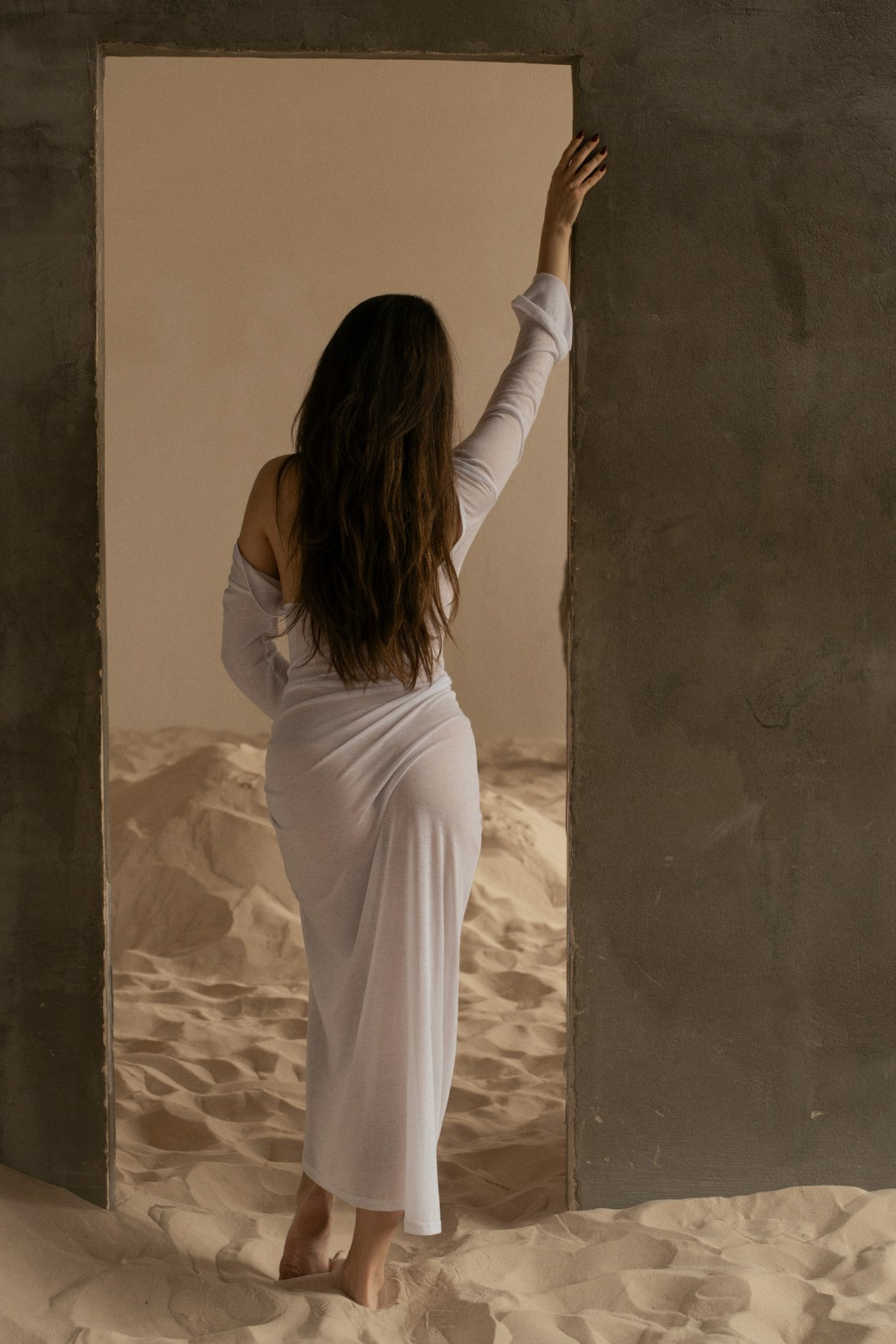 Настя в песках. Фотограф Инесса Фокина