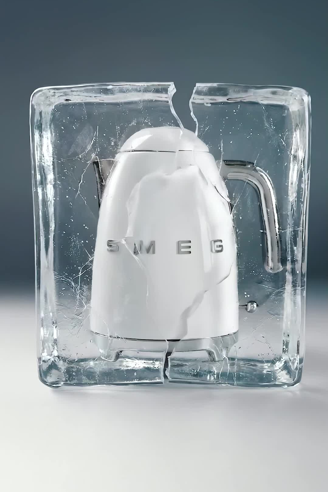 AI-видео. Ai-креатор для брендов alinasozdaet