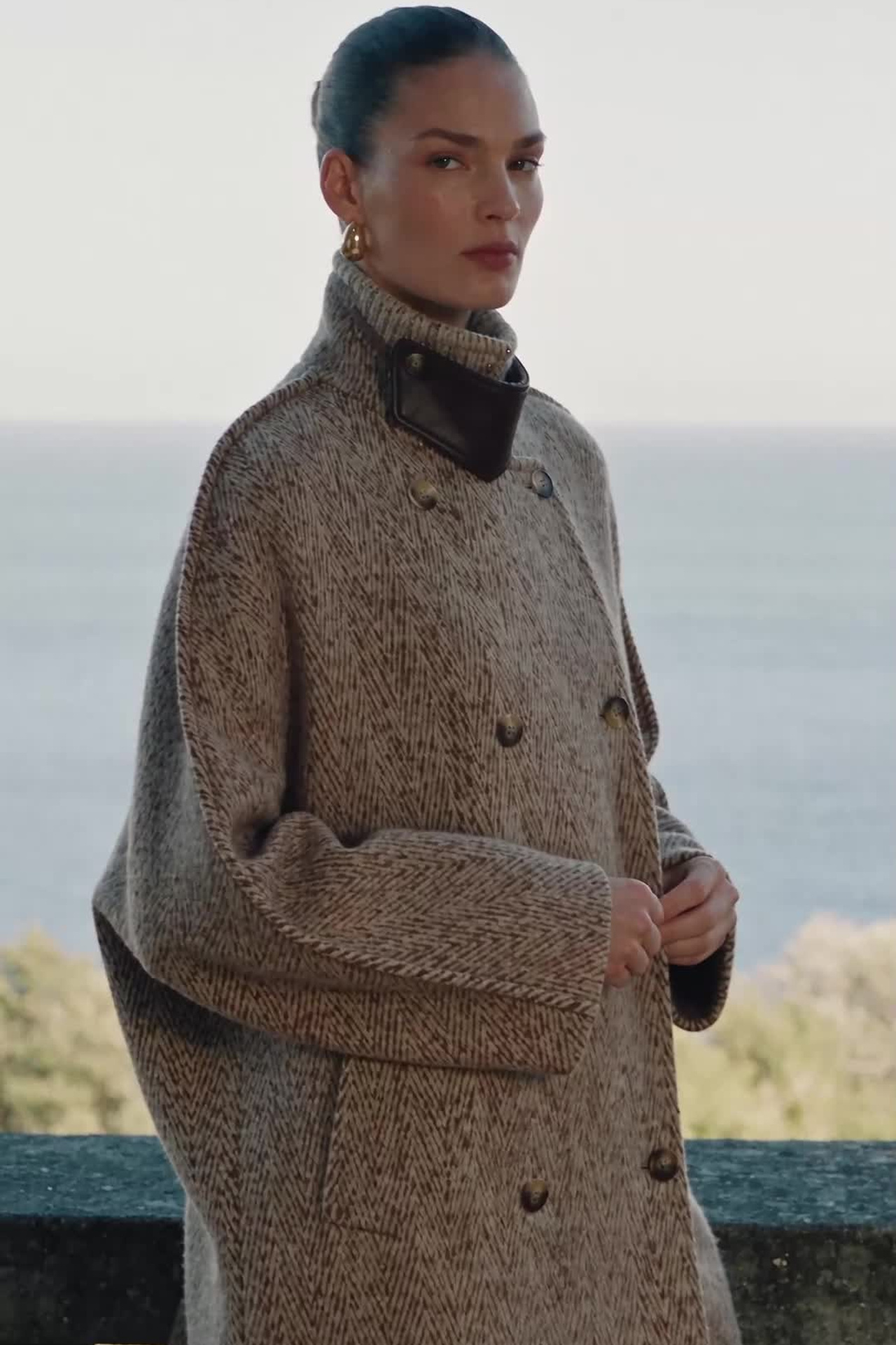 AI-видео. Fashion ai-creator for brands