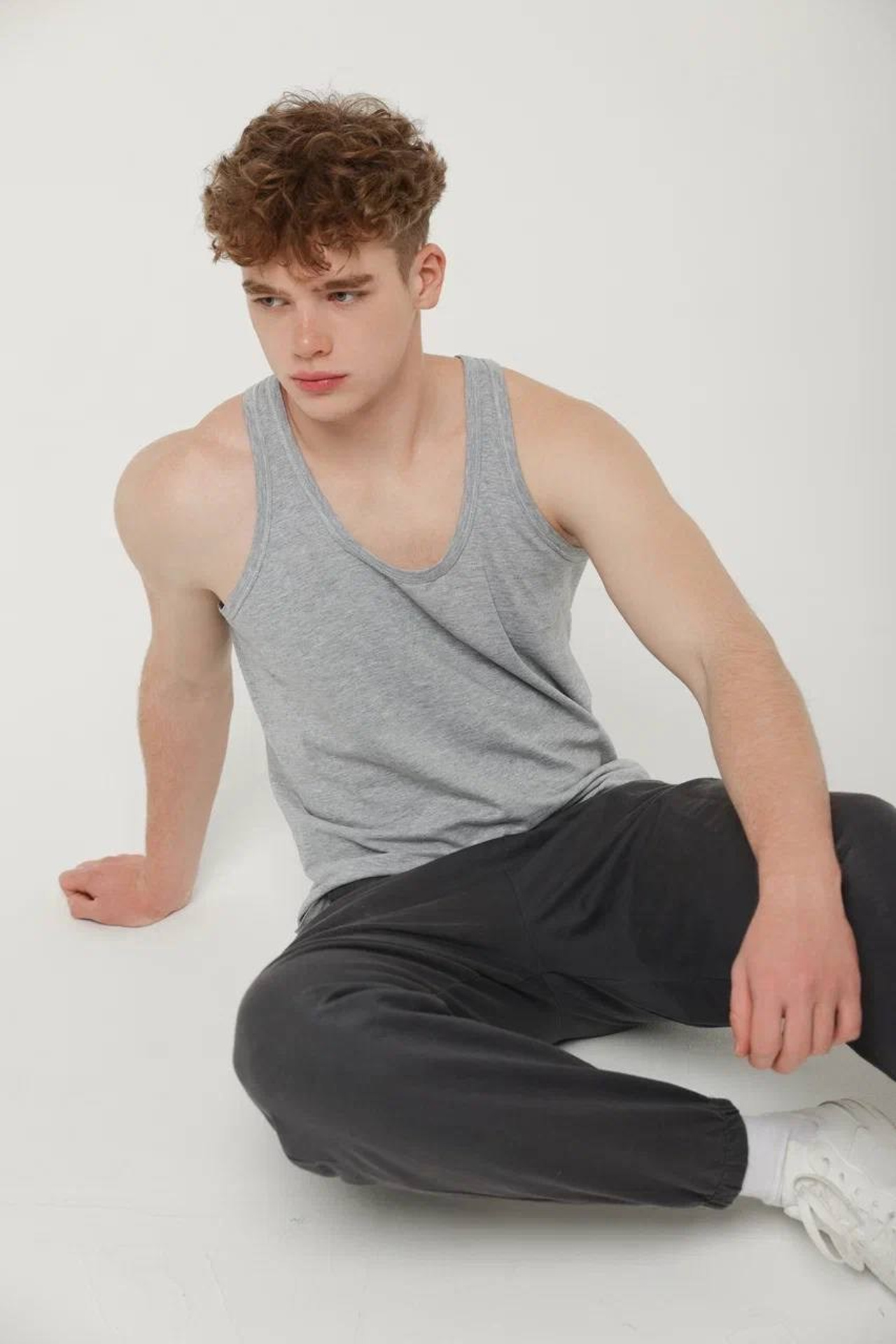 Каталог (2000/час). Gramy-studio: фото, видео, инфографика и 3D визуализация для маркетплейсов