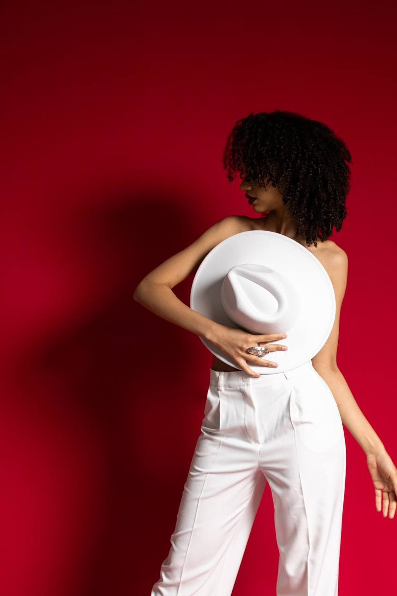 Фешн. Gramy-studio: фото, видео, инфографика и 3D визуализация для маркетплейсов