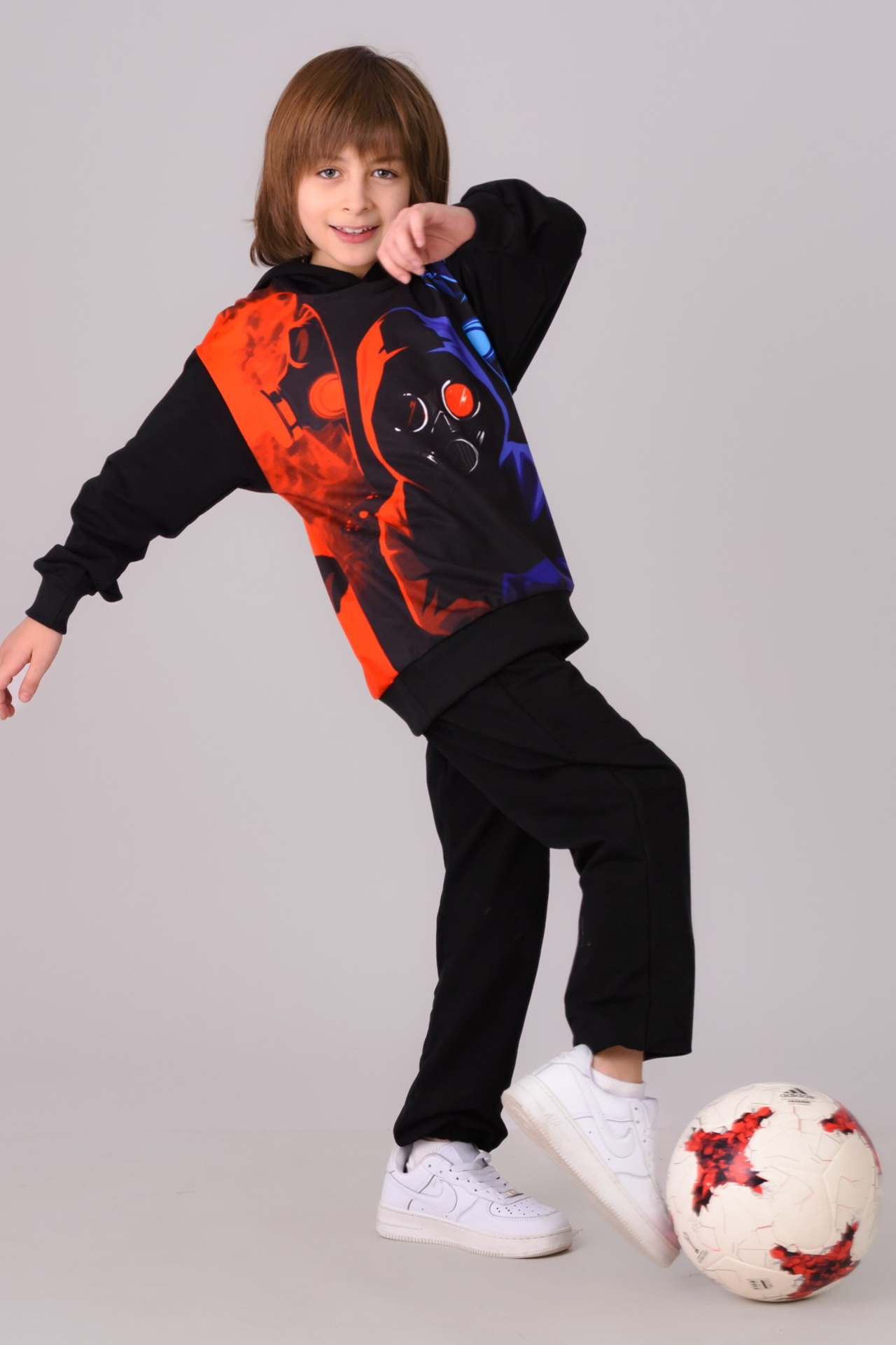 Фотосъемка детской одежды для интернет-магазинов. Gramy-studio: фото, видео, инфографика и 3D визуализация для маркетплейсов