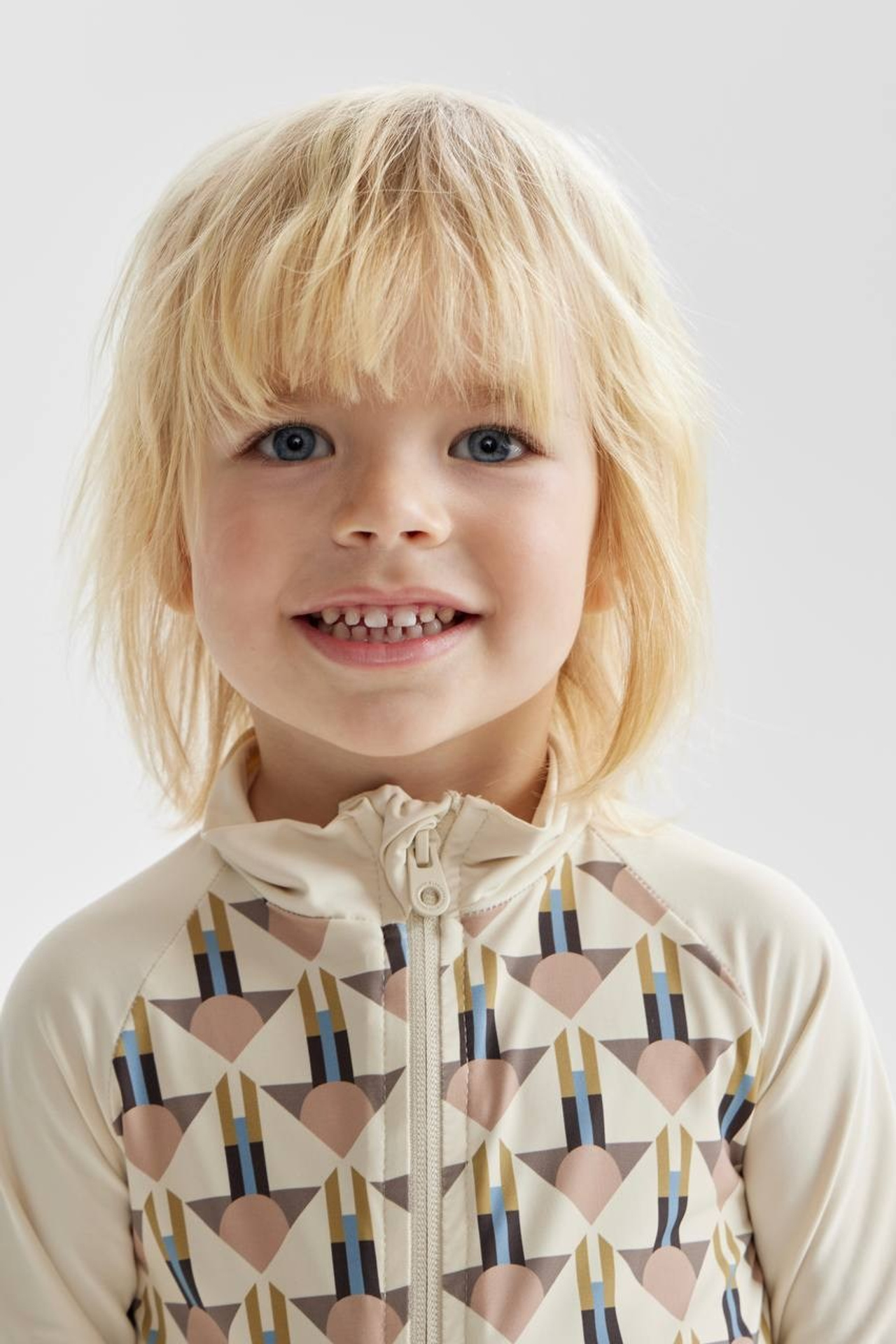 Каталог (5000/час). Gramy-studio: фото, видео, инфографика и 3D визуализация для маркетплейсов