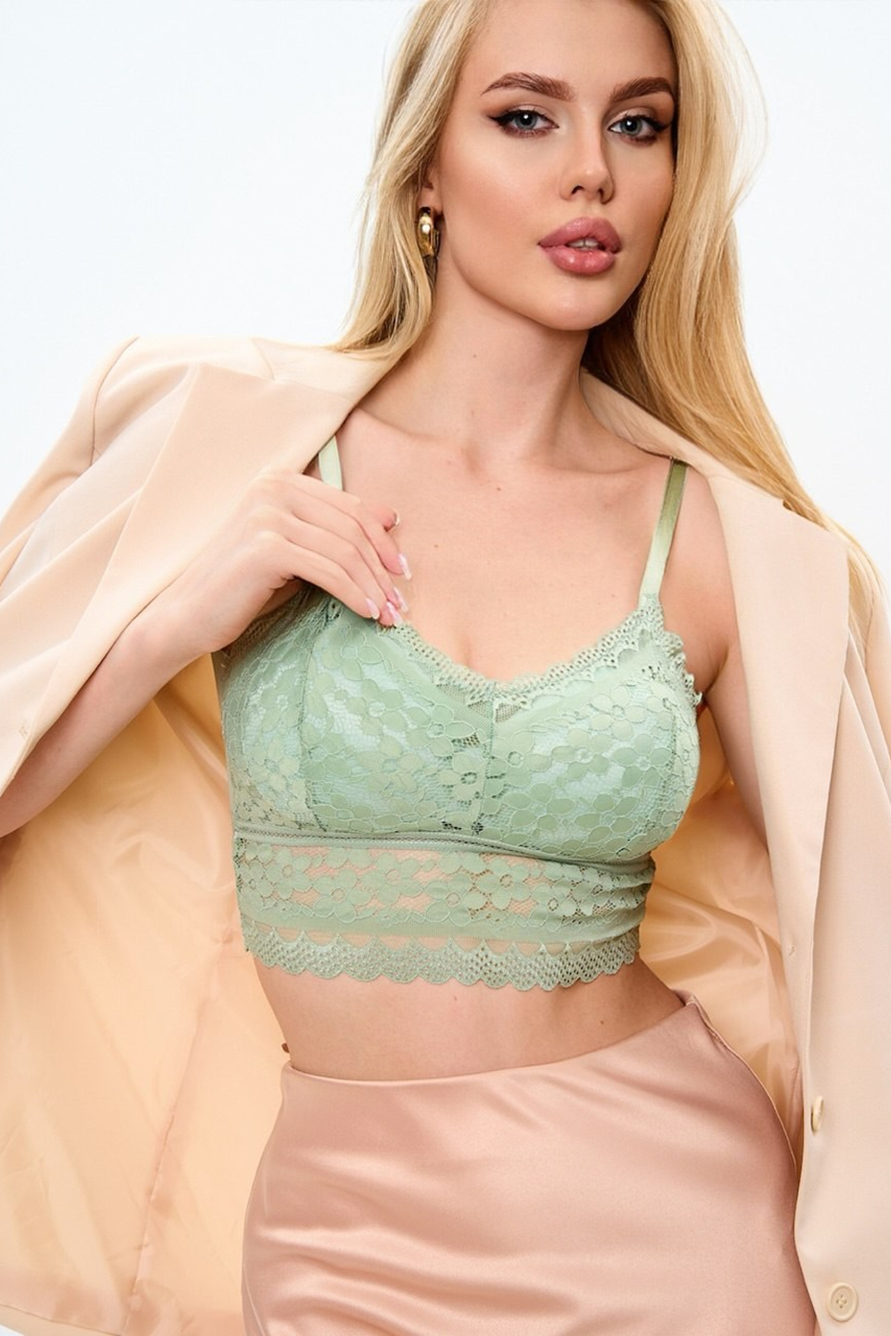 Нижнее белье (6000/час). Gramy-studio: фото, видео, инфографика и 3D визуализация для маркетплейсов