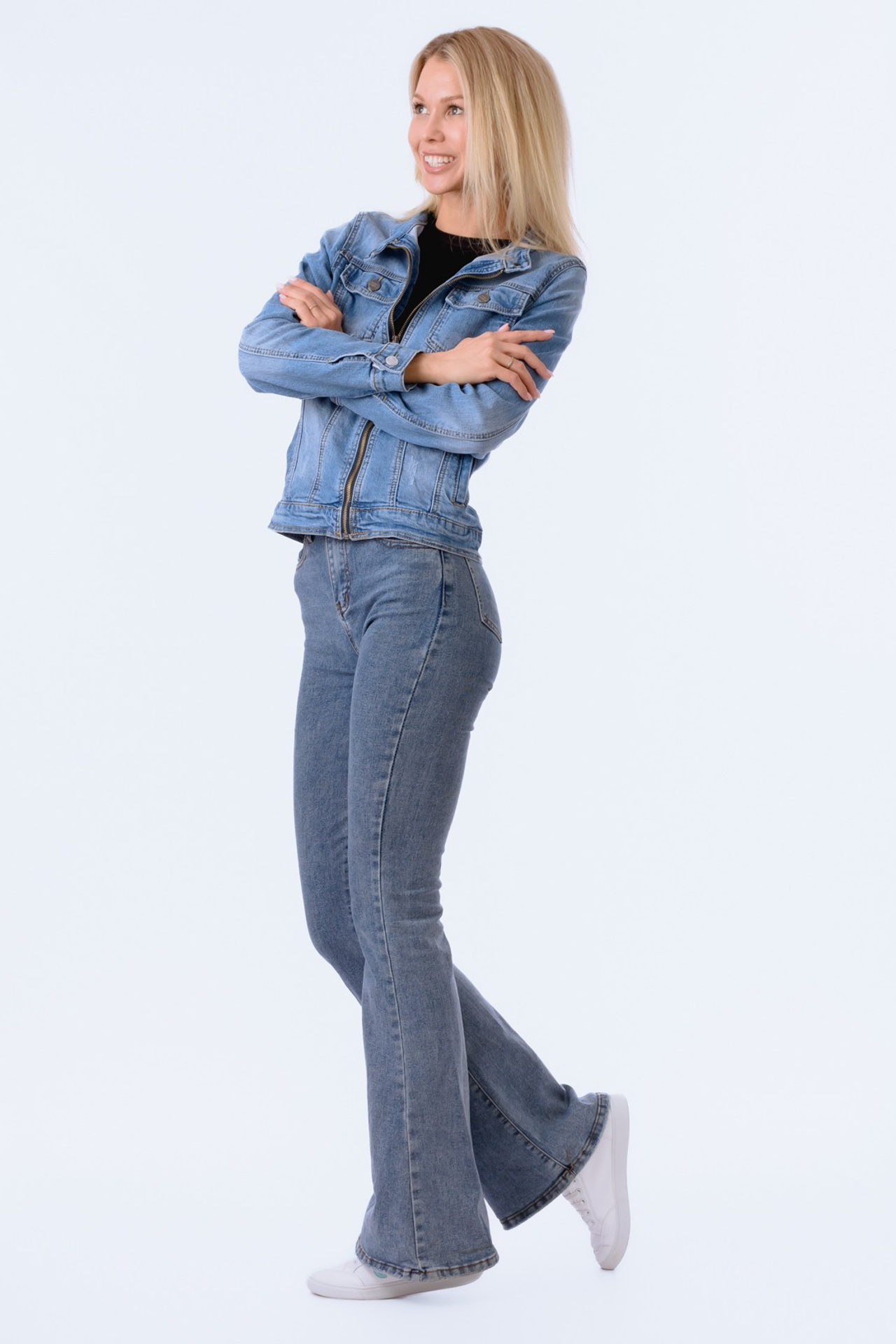 Фотосъемка женской одежды и аксессуаров для маркетплейсов. Gramy-studio: фото, видео, инфографика и 3D визуализация для маркетплейсов