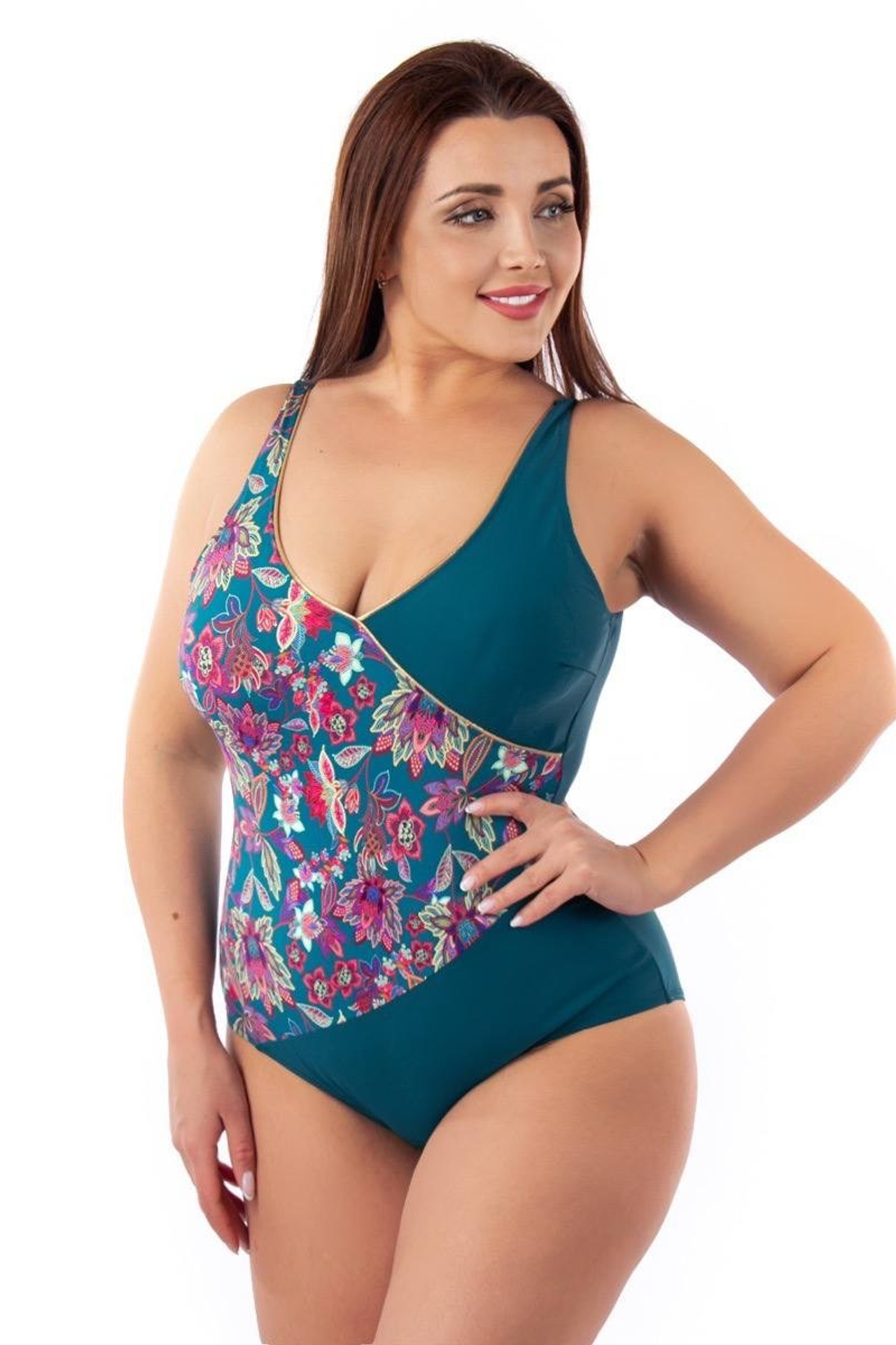 Белье и купальники (7000/час). Gramy-studio: фото, видео, инфографика и 3D визуализация для маркетплейсов