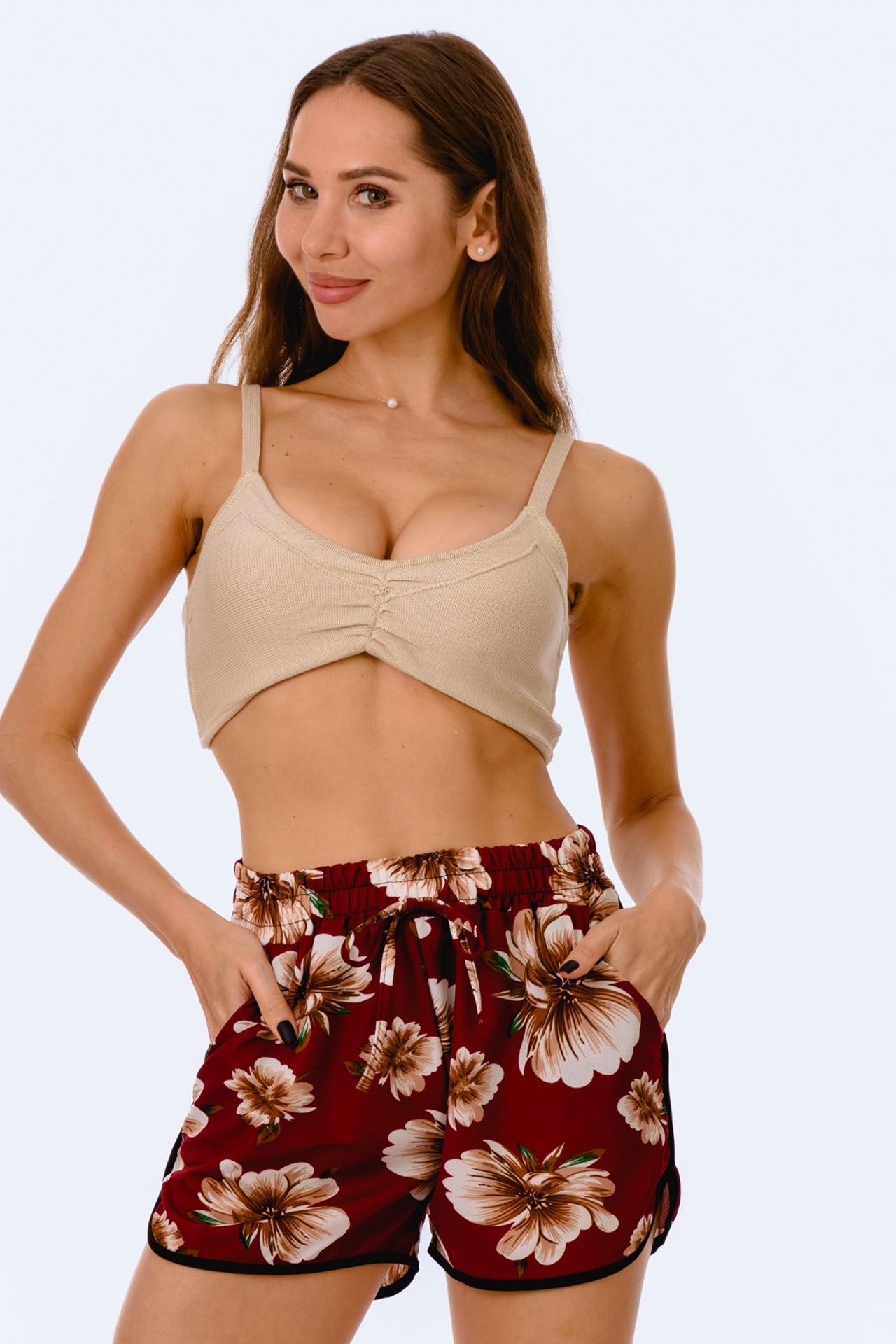 Фотосъемка женской одежды и аксессуаров для маркетплейсов. Gramy-studio: фото, видео, инфографика и 3D визуализация для маркетплейсов