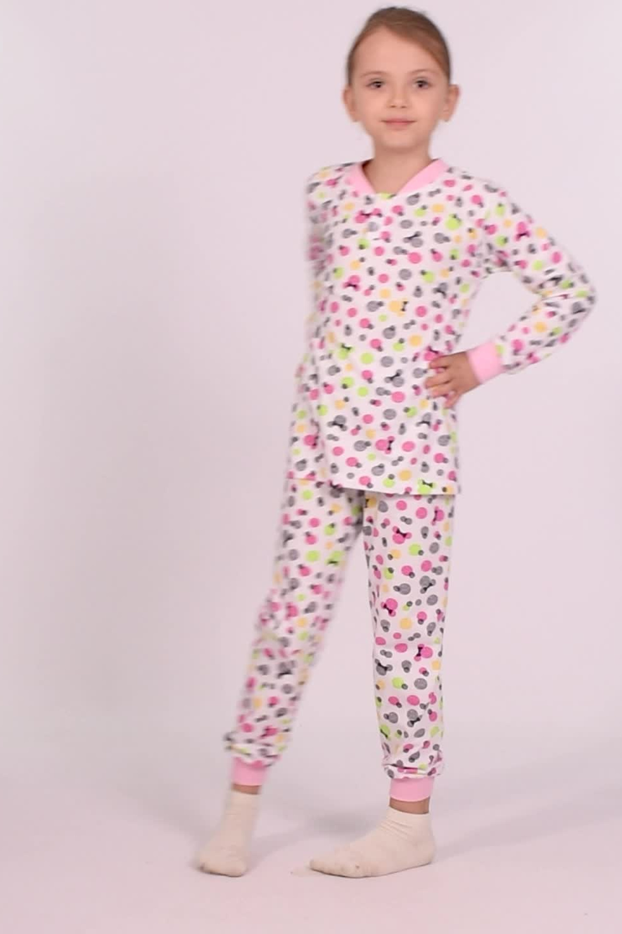 Видеосъемка модельных проходок для кастингов и портфолио. Gramy-studio: фото, видео, инфографика и 3D визуализация для маркетплейсов