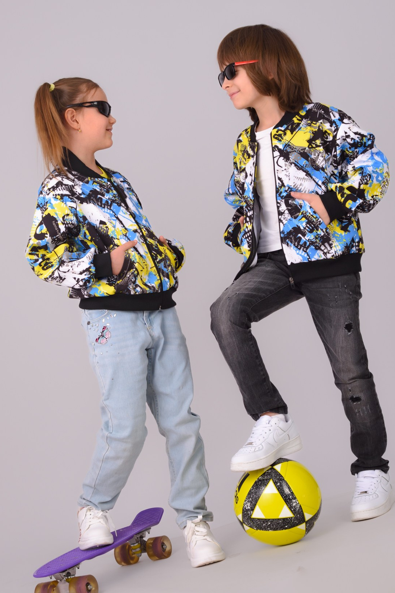 Фотосъемка детской одежды для интернет-магазинов. Gramy-studio: фото, видео, инфографика и 3D визуализация для маркетплейсов