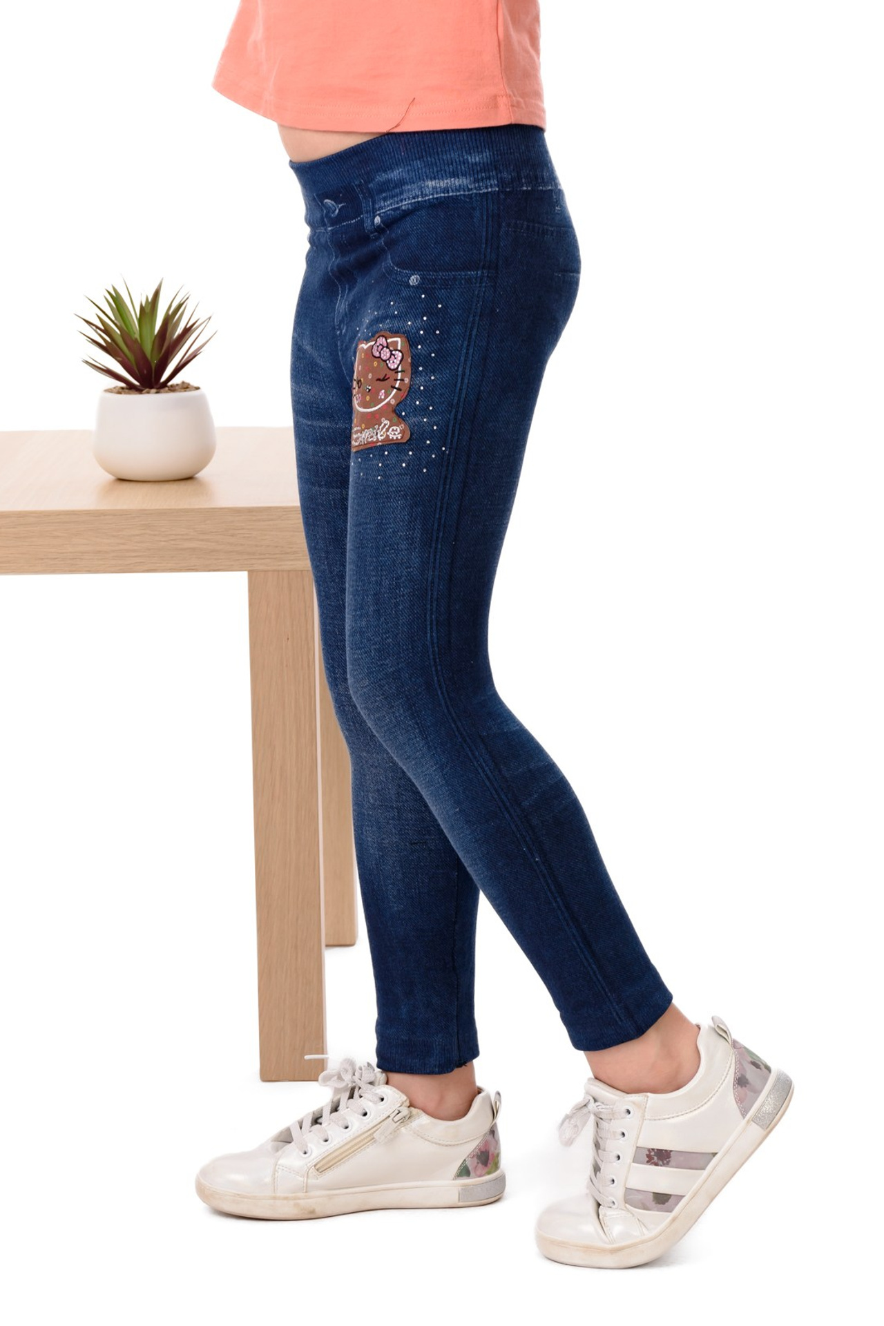 Фотосъемка детской одежды для интернет-магазинов. Gramy-studio: фото, видео, инфографика и 3D визуализация для маркетплейсов