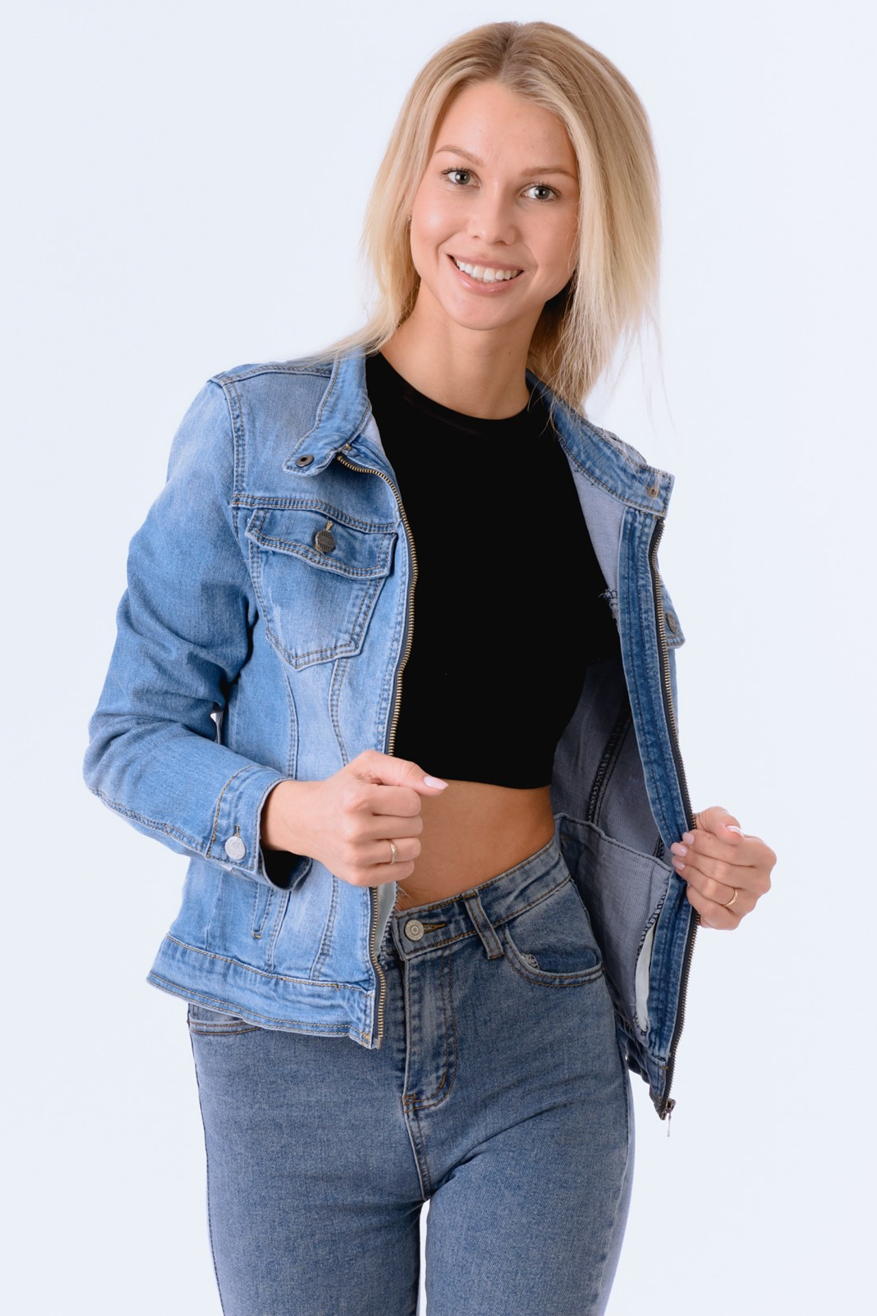 Фотосъемка женской одежды и аксессуаров для маркетплейсов. Gramy-studio: фото, видео, инфографика и 3D визуализация для маркетплейсов