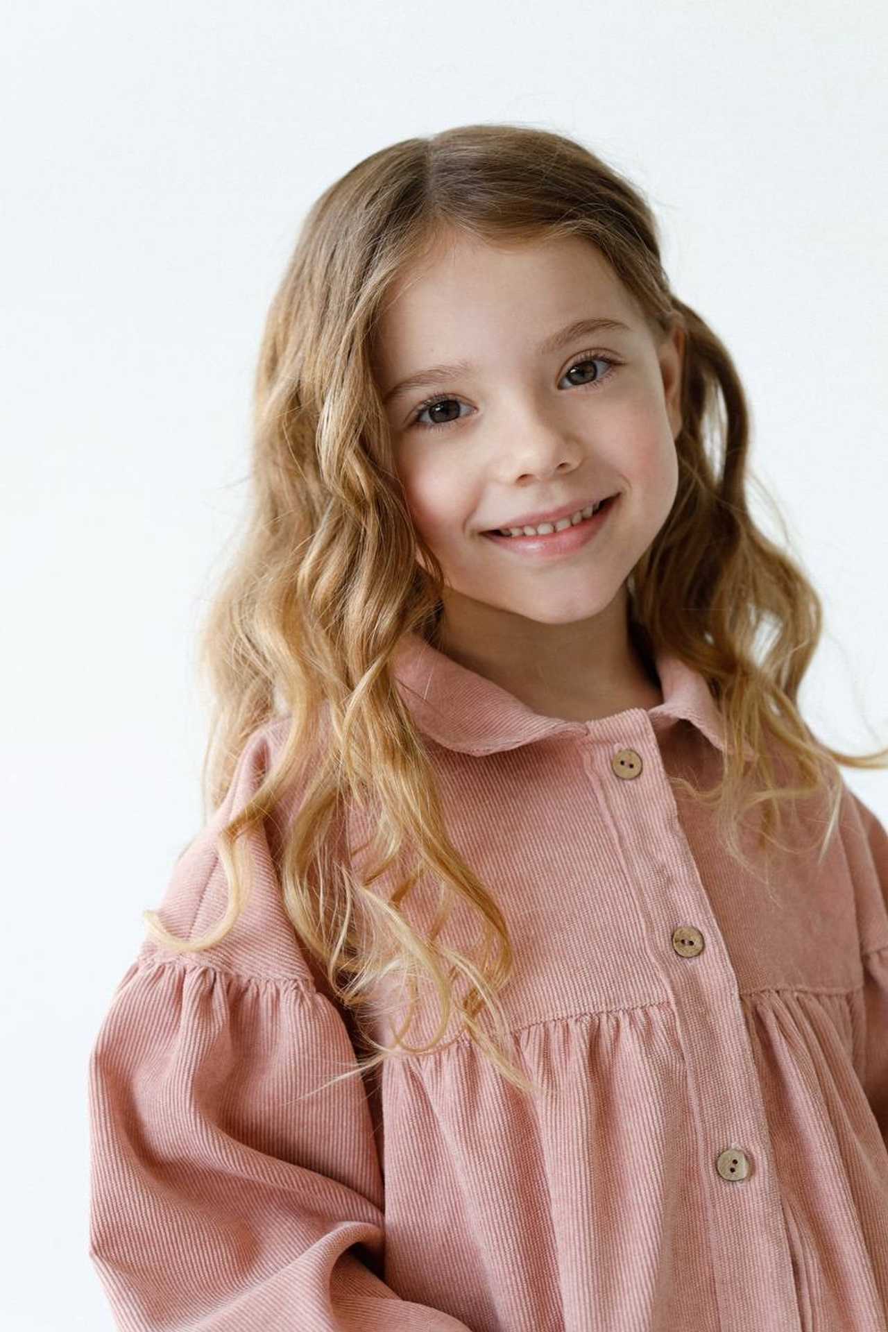 Каталог (6000/час). Gramy-studio: фото, видео, инфографика и 3D визуализация для маркетплейсов