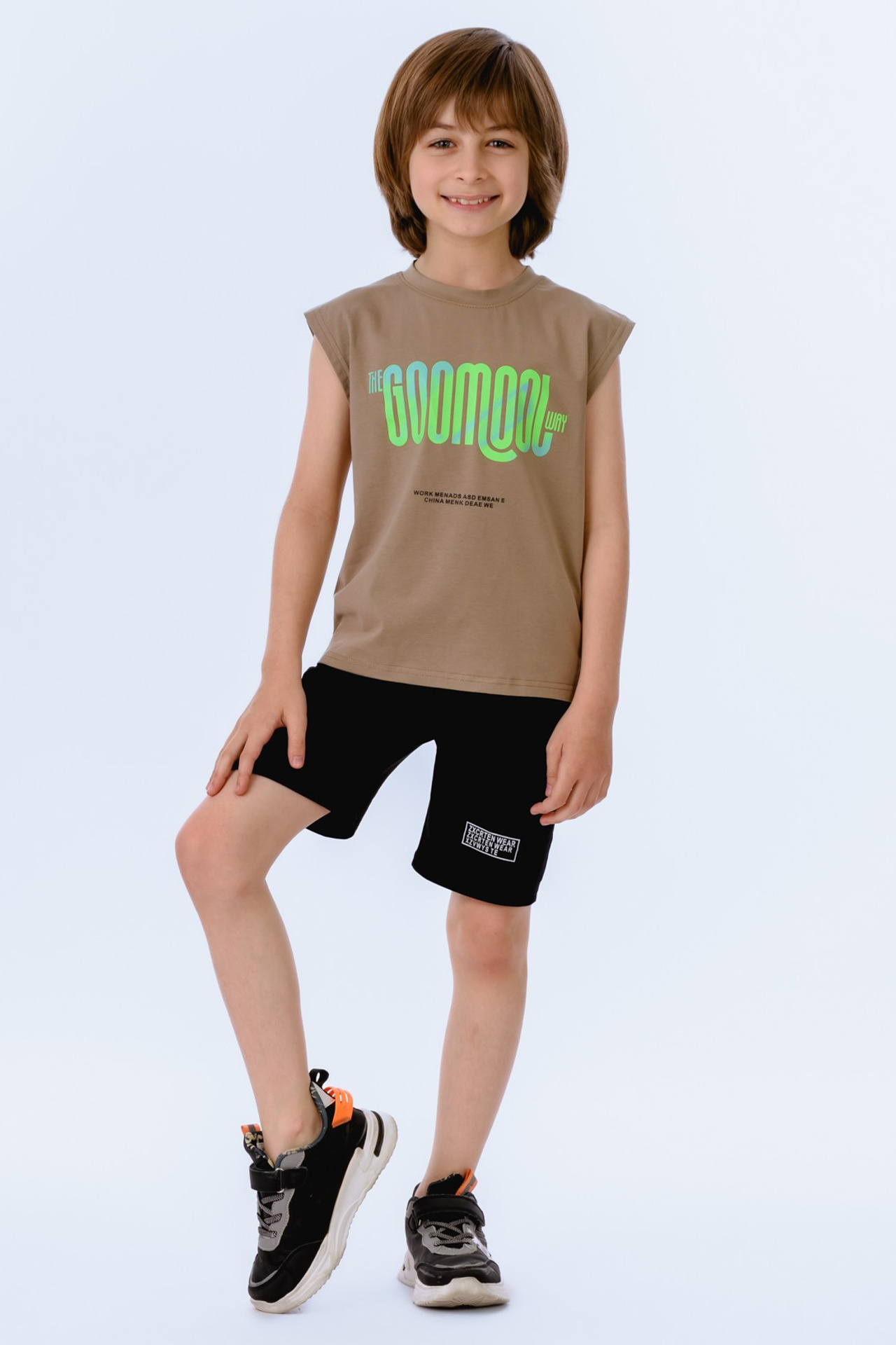 Фотосъемка детской одежды для интернет-магазинов. Gramy-studio: фото, видео, инфографика и 3D визуализация для маркетплейсов