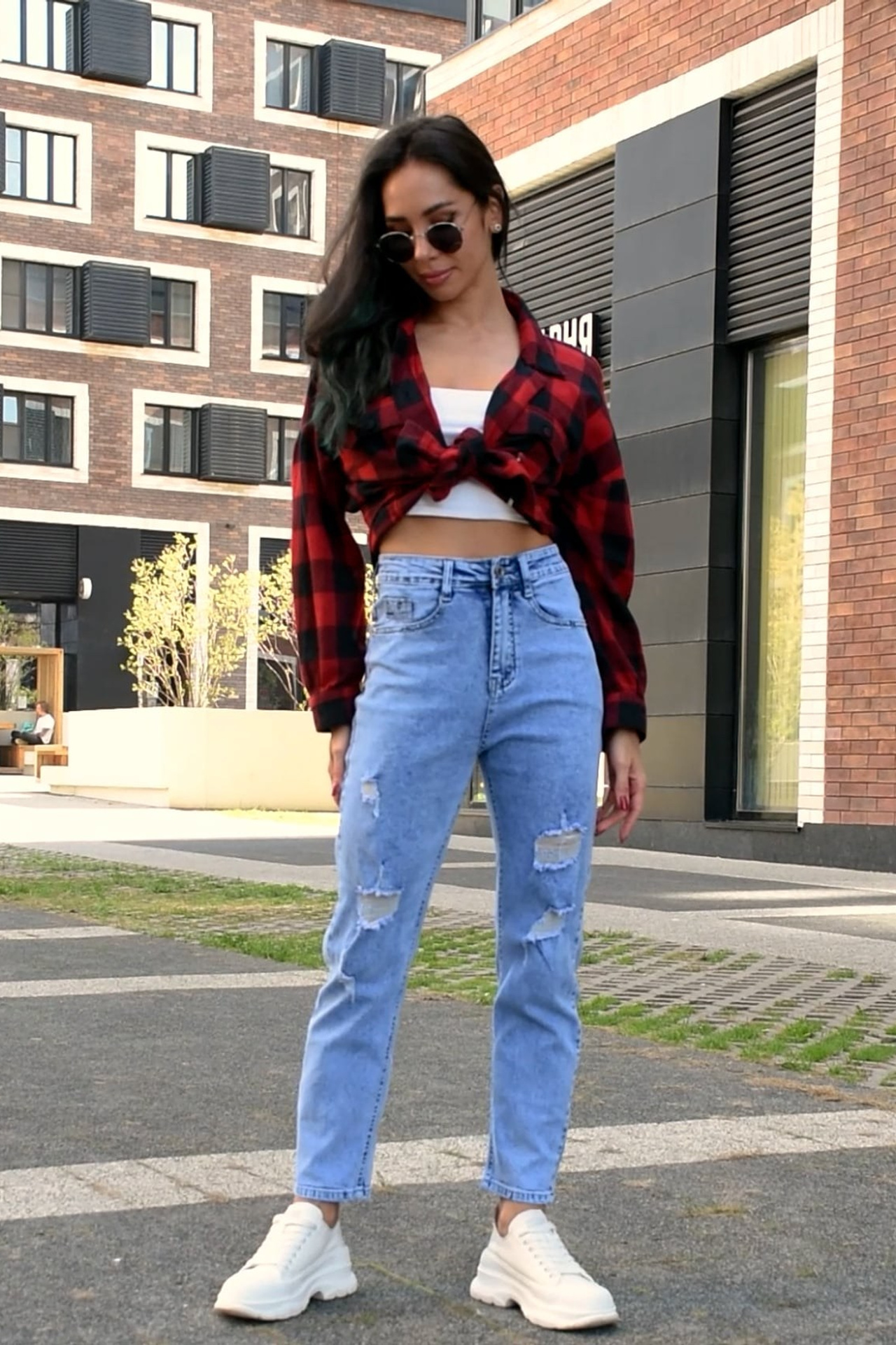 Видеосъемка модельных проходок для кастингов и портфолио. Gramy-studio: фото, видео, инфографика и 3D визуализация для маркетплейсов