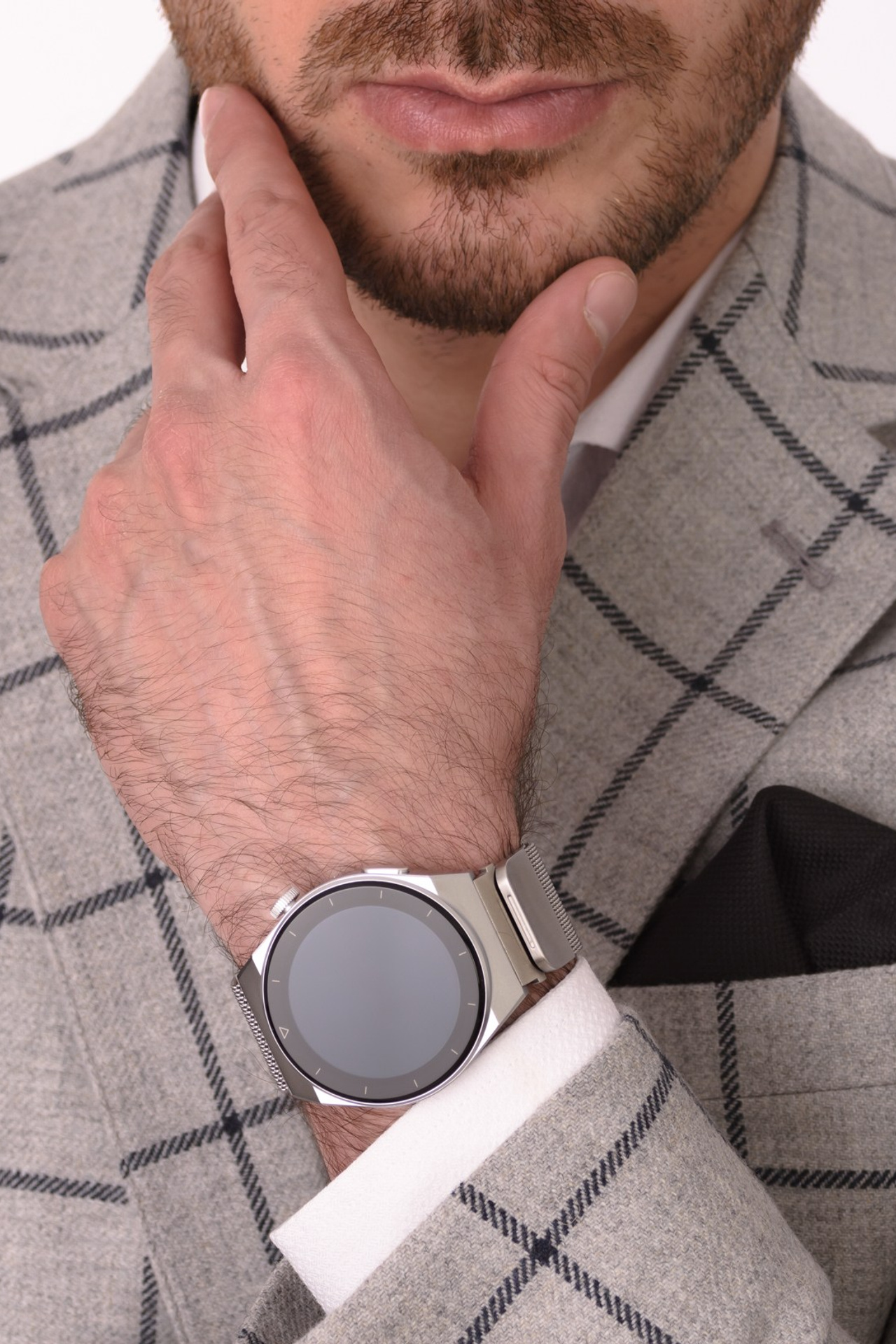 Профессиональная съемка мужской одежды и аксессуаров. Gramy-studio: фото, видео, инфографика и 3D визуализация для маркетплейсов