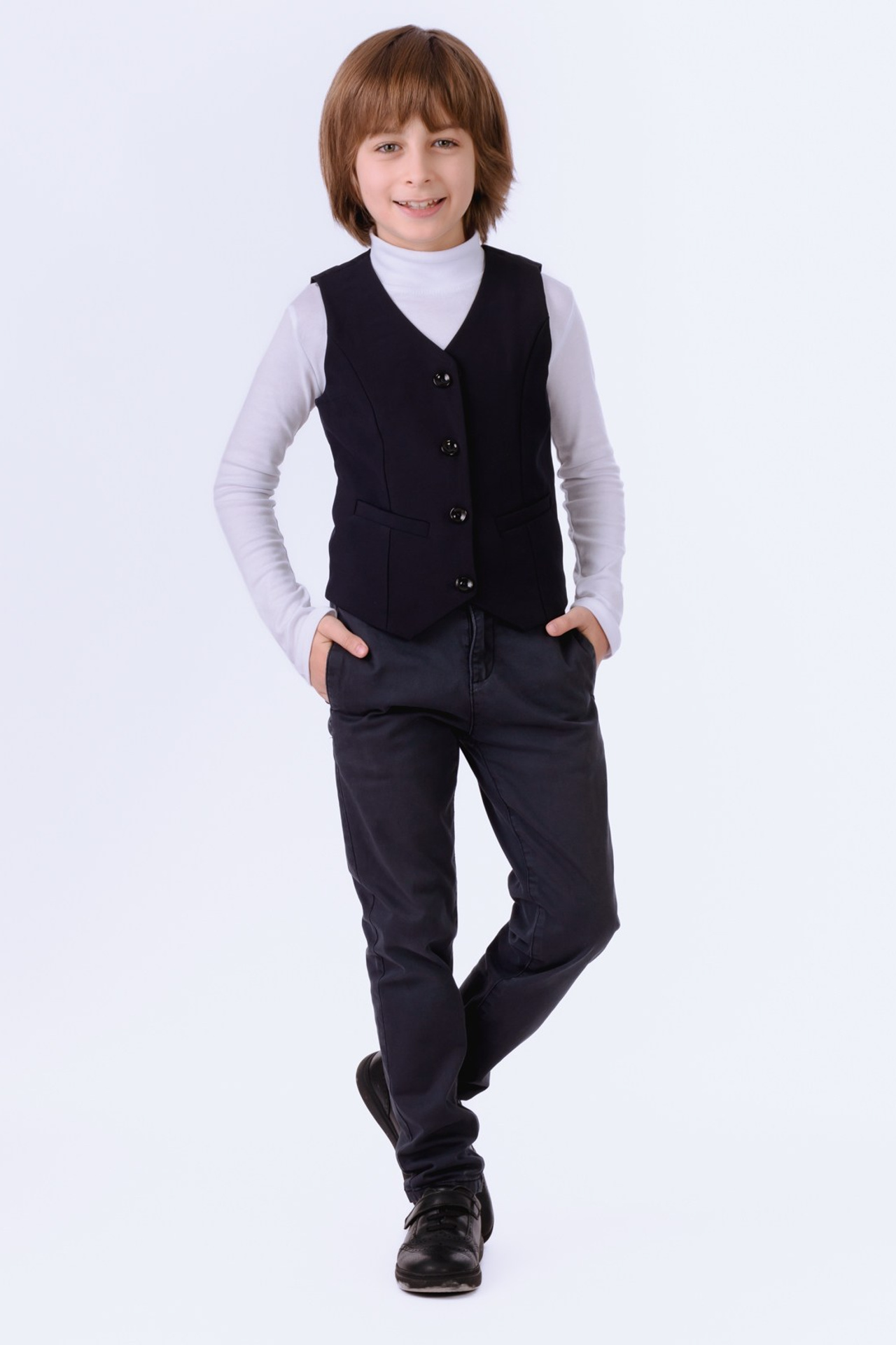 Фотосъемка детской одежды для интернет-магазинов. Gramy-studio: фото, видео, инфографика и 3D визуализация для маркетплейсов