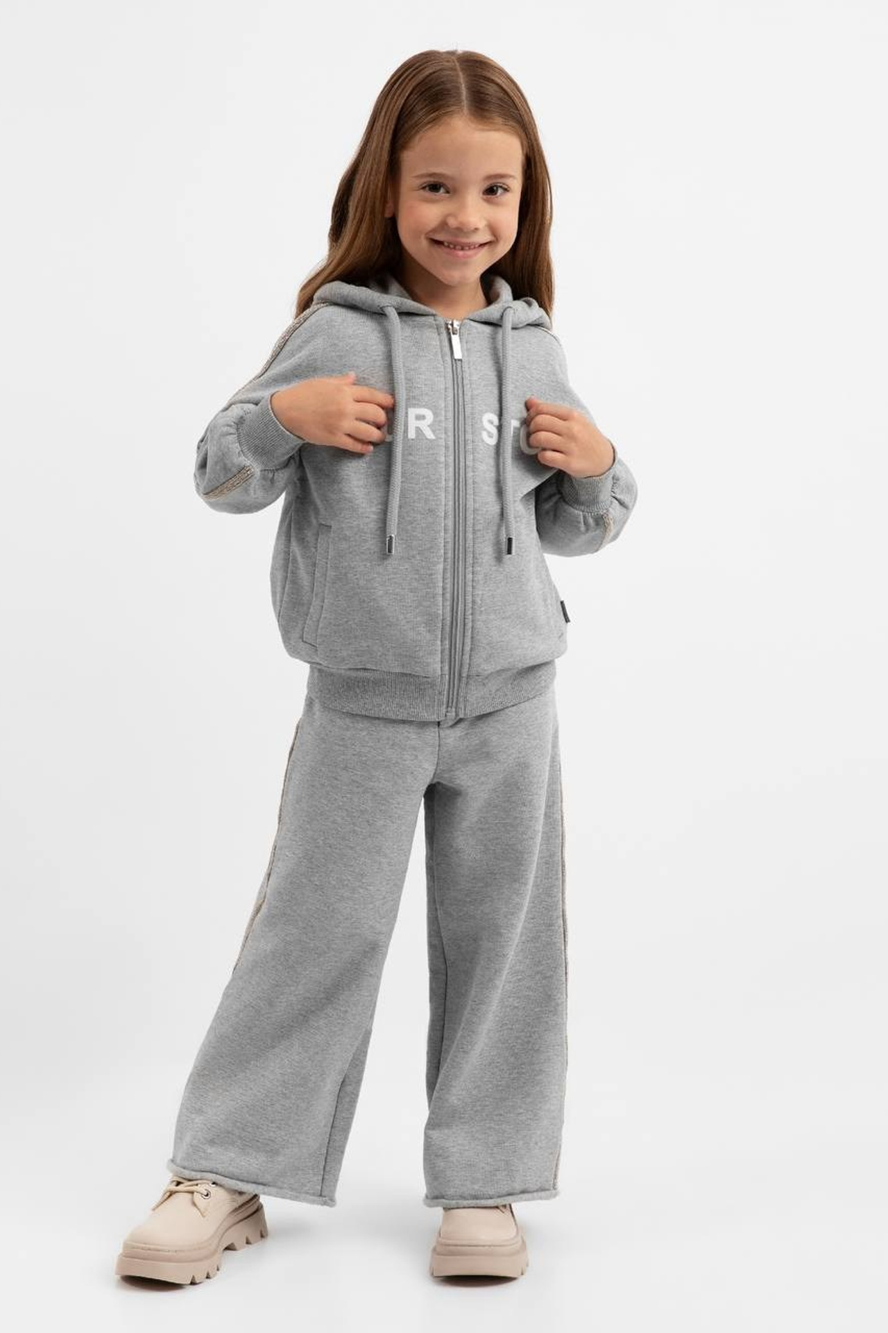 Каталог (6000/час). Gramy-studio: фото, видео, инфографика и 3D визуализация для маркетплейсов