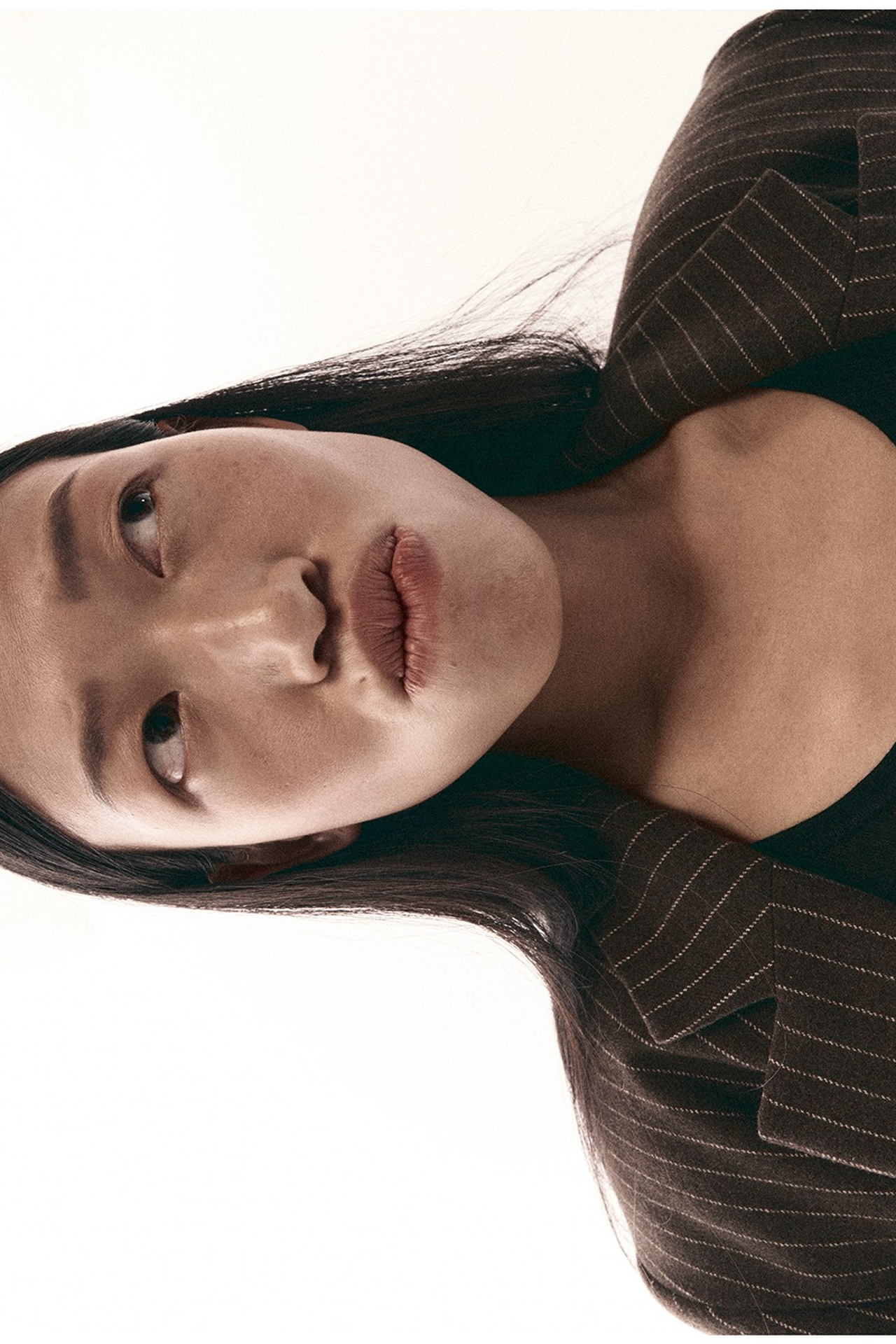 EJUD. Фотограф для брендов, моделей и частных клиентов в Москве