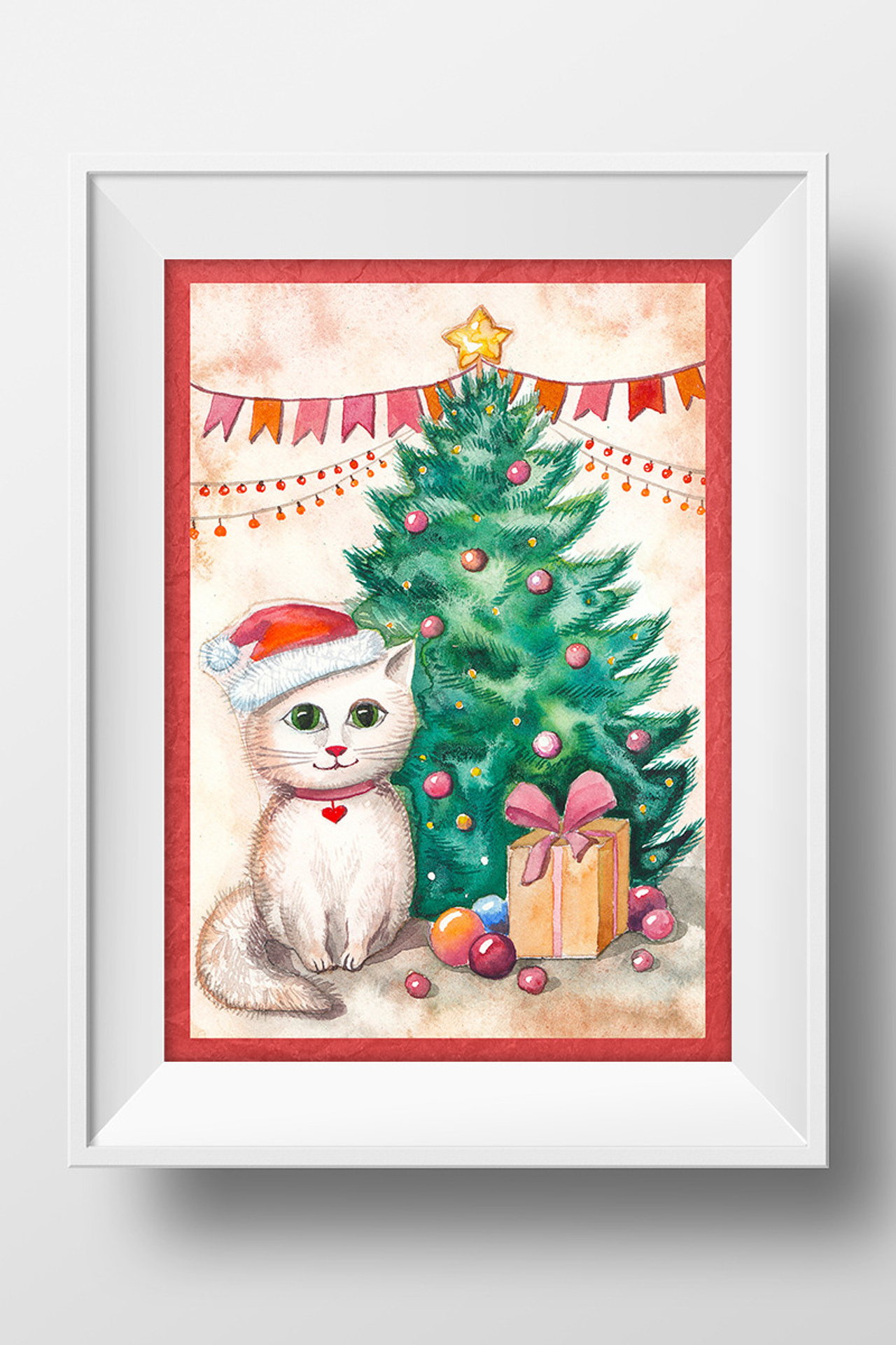 Котёнок под ёлочкой