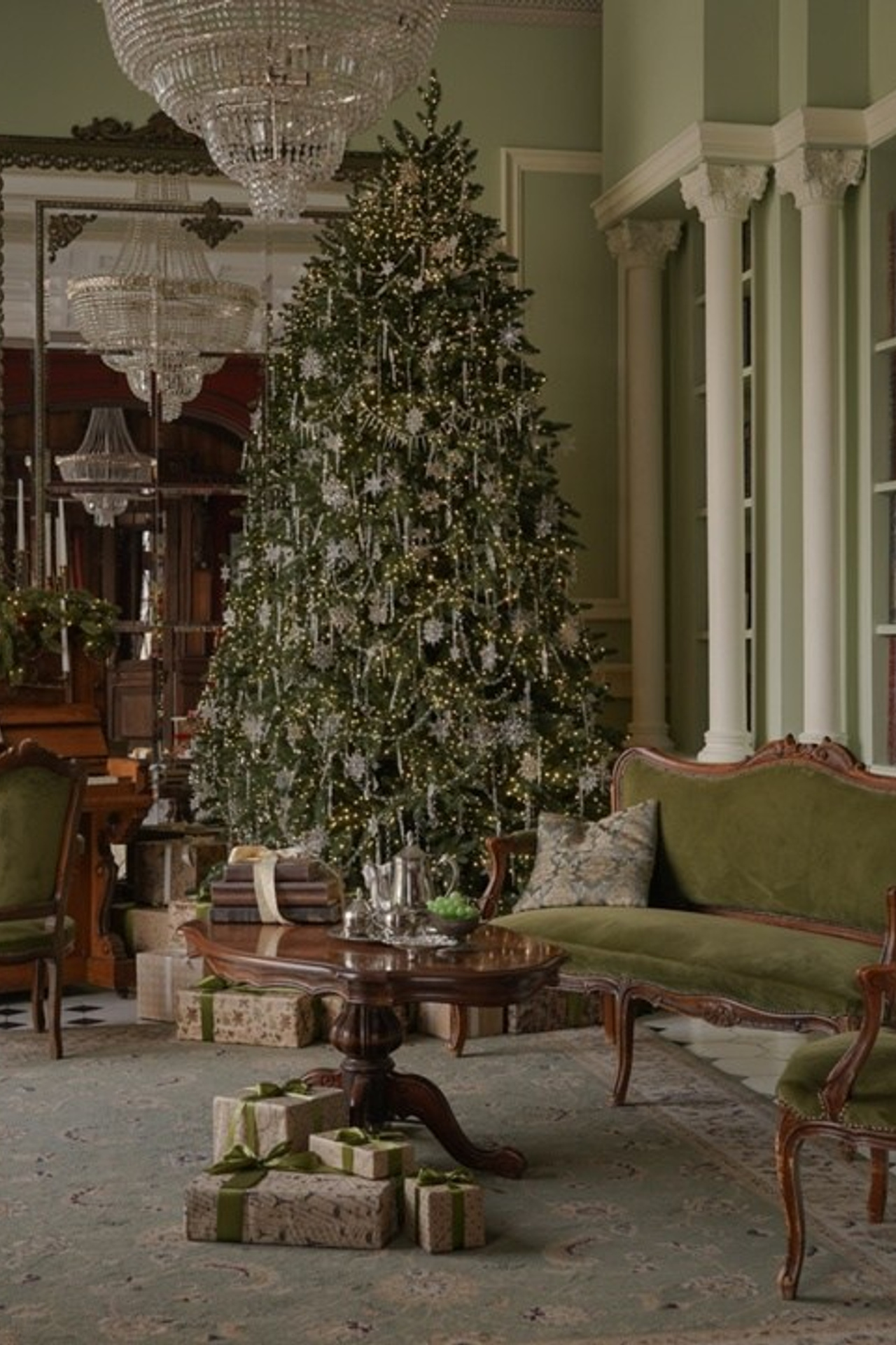 Подборка студий с готовым бюджетом за съемку. Портретный и семейный фотограф в Санкт-Петербурге Чугунова Анастасия