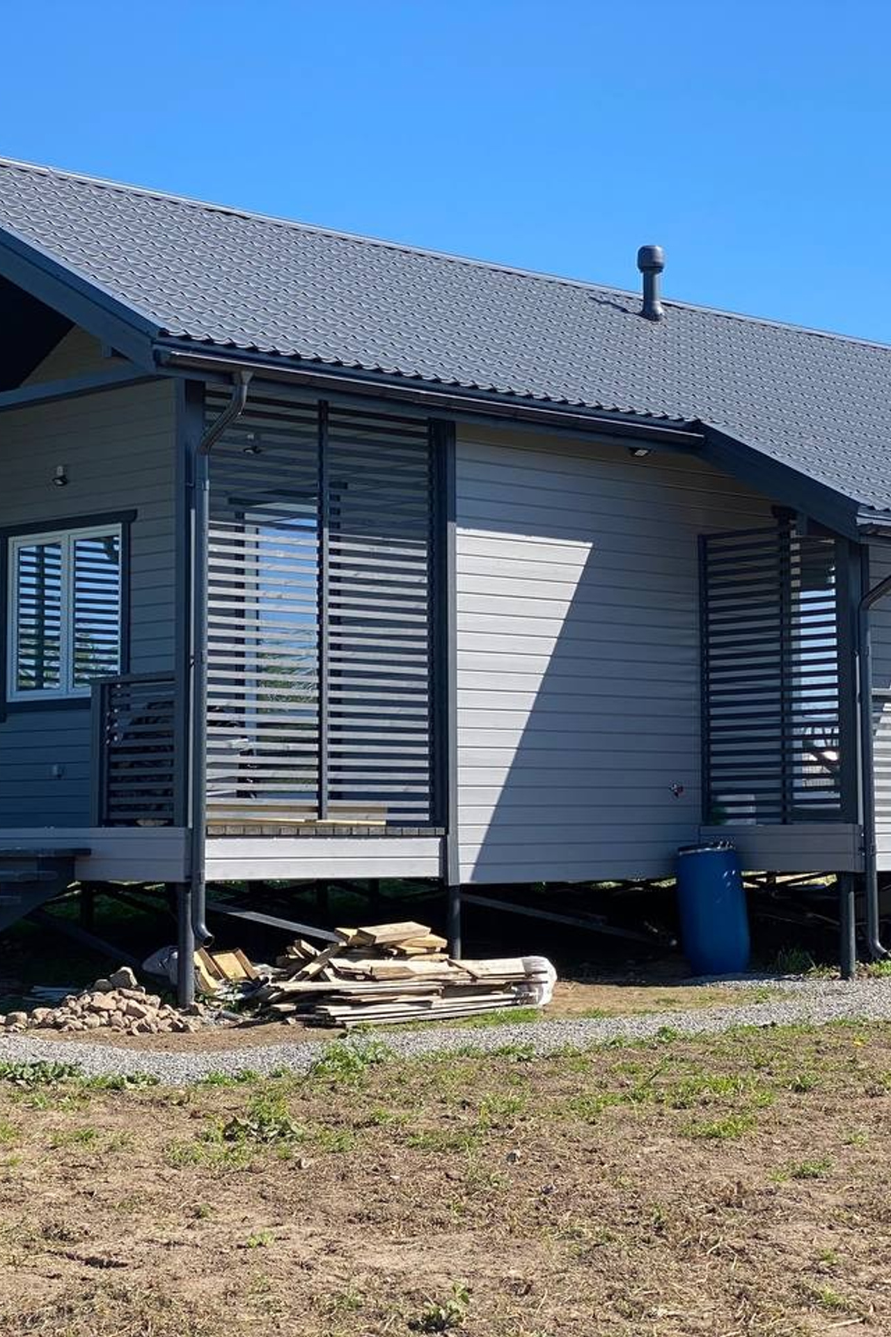 Gray House 28.12.2023