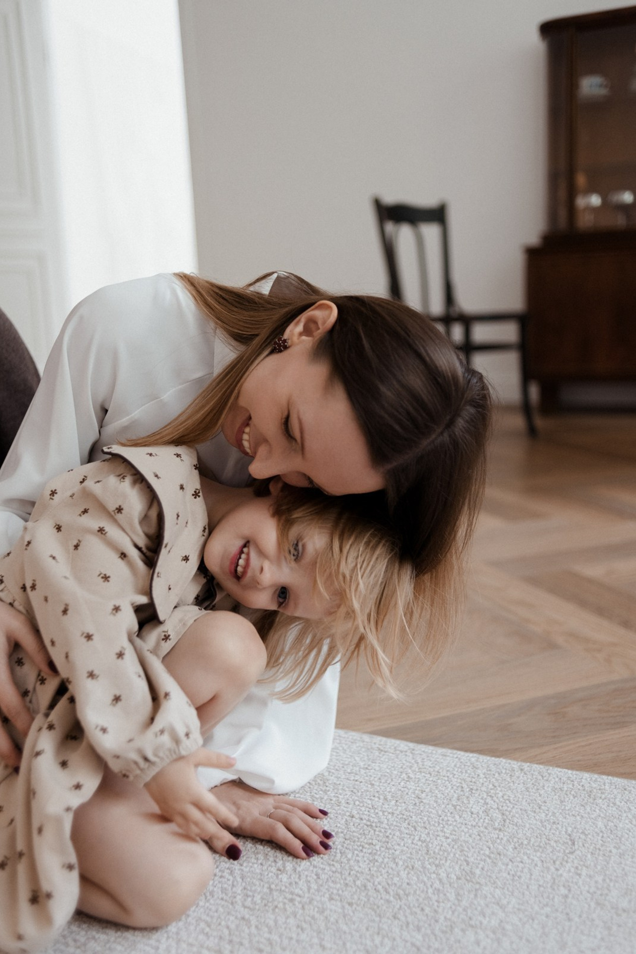 Емейная фотосессия мама, дочь и сын в Тюмени — Дарья Мустафина. Портретный фотограф Тюмень Дарья Мустафина