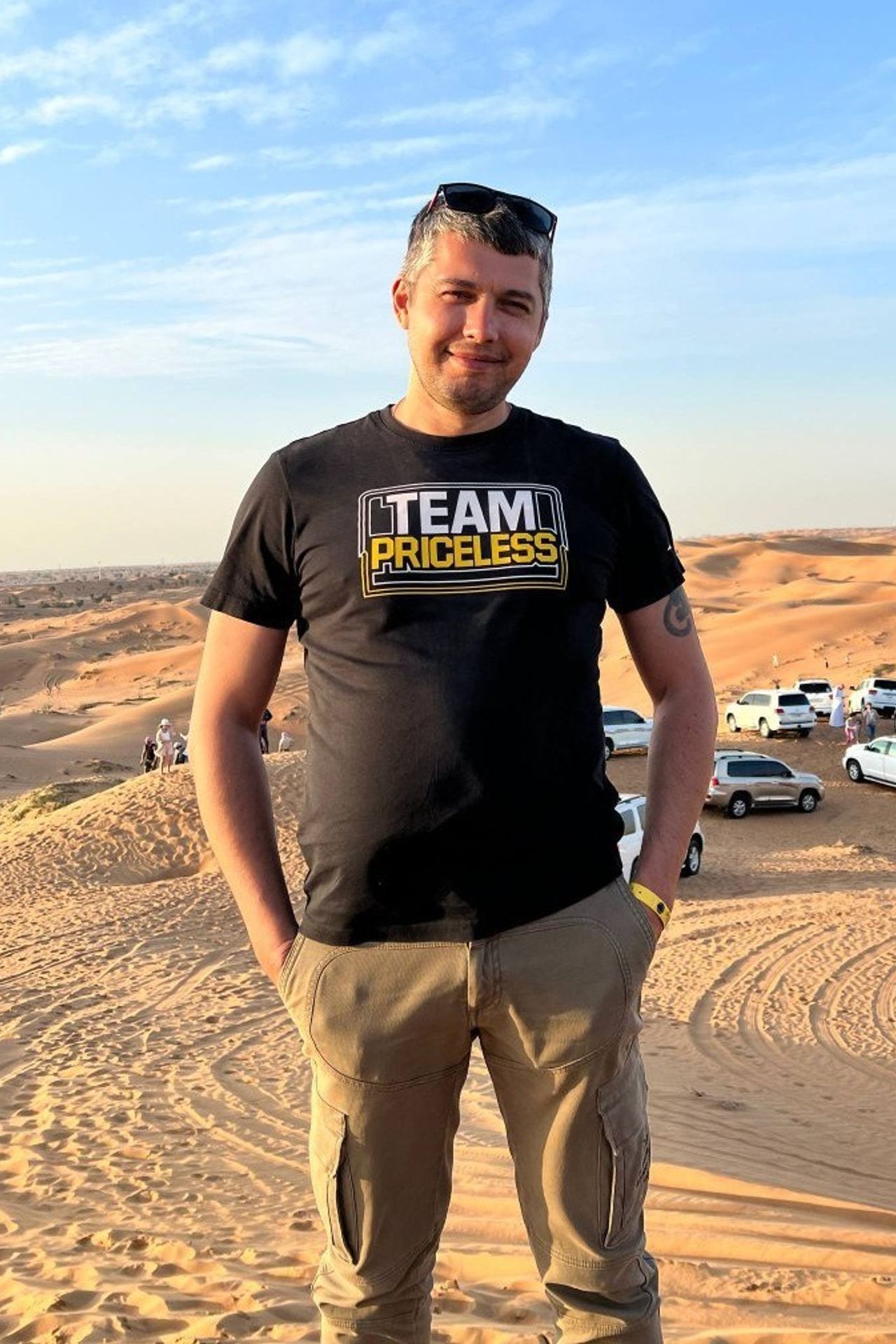 Мастера строительных и отделочных работ. L. Deco интерьерный салон. Краски/обои/лепной декор