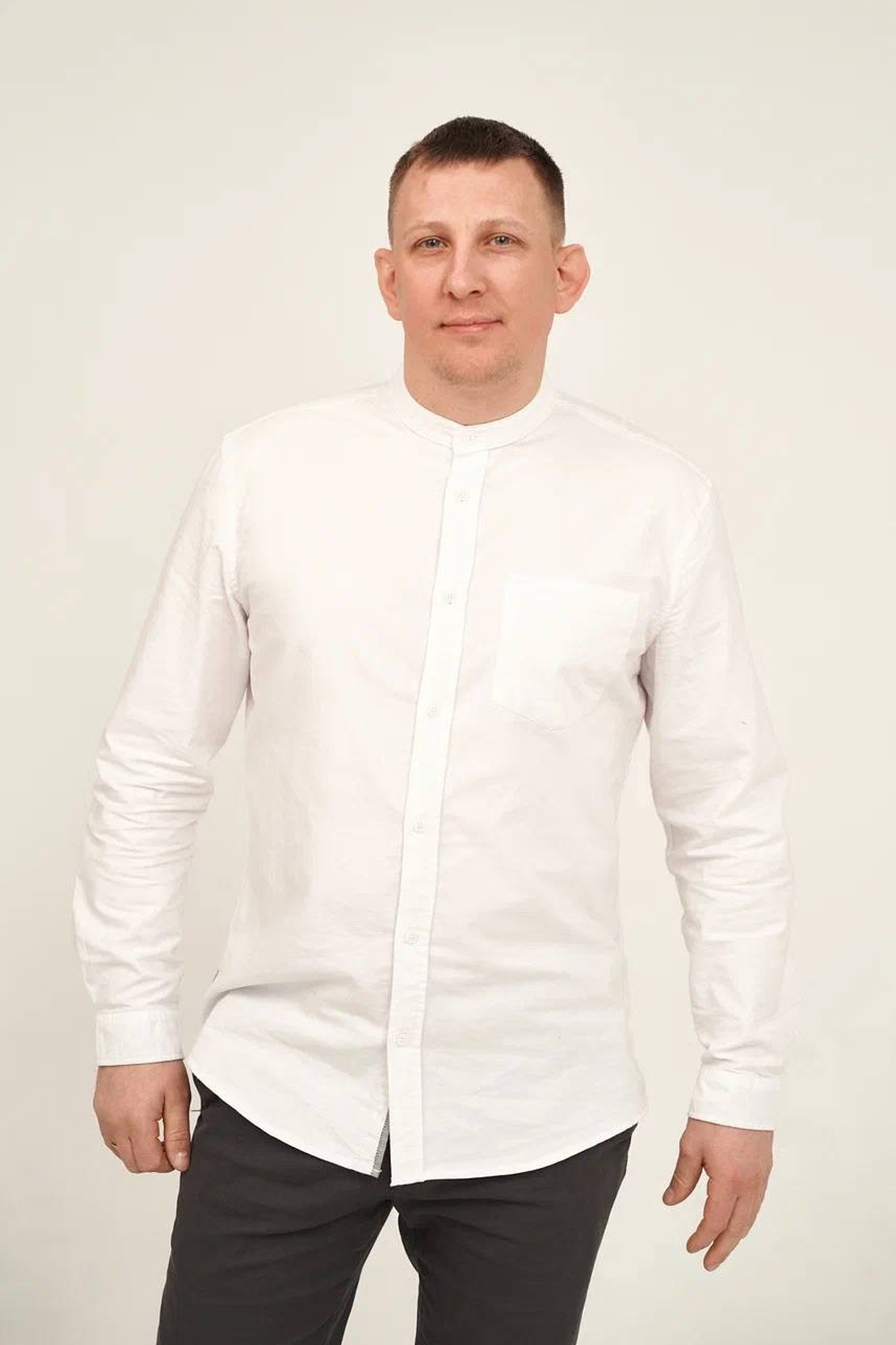 Мастера строительных и отделочных работ. L. Deco интерьерный салон. Краски/обои/лепной декор