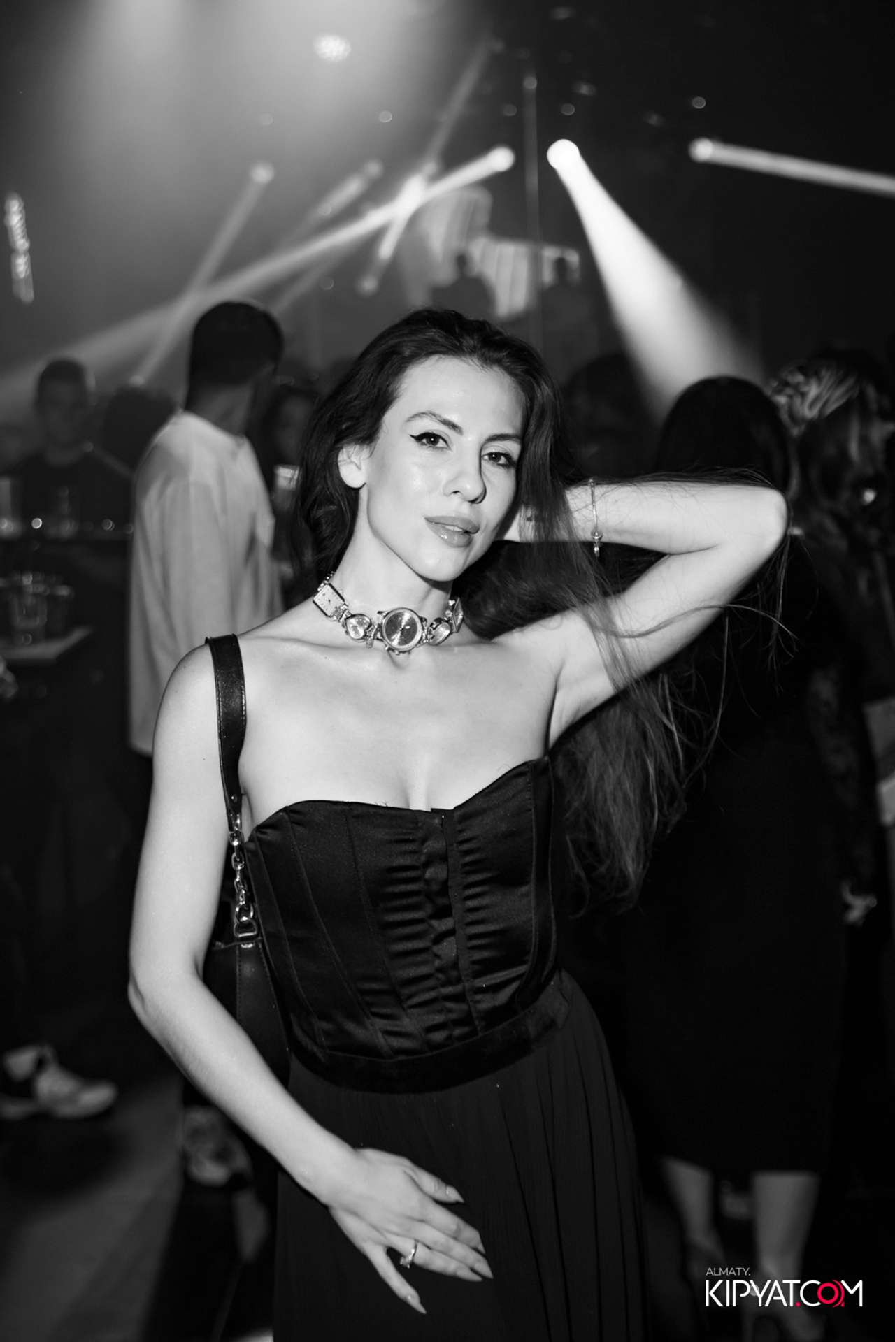 Смотрите также. КИПЯТКОМ АЛМАТЫ! Фотосъемка мероприятий в Алматы