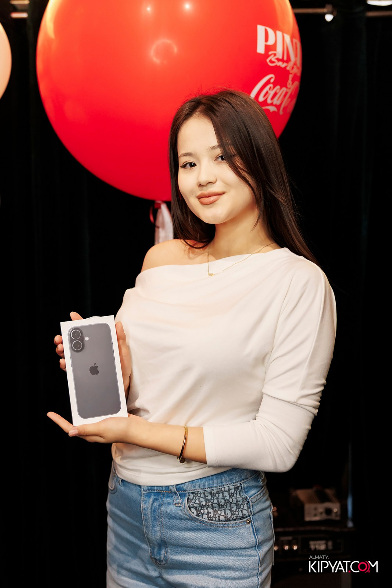 УХО И МЕДВЕДЬ НА КУРМАНГАЗЫ. КИПЯТКОМ АЛМАТЫ! Фотосъемка мероприятий в Алматы