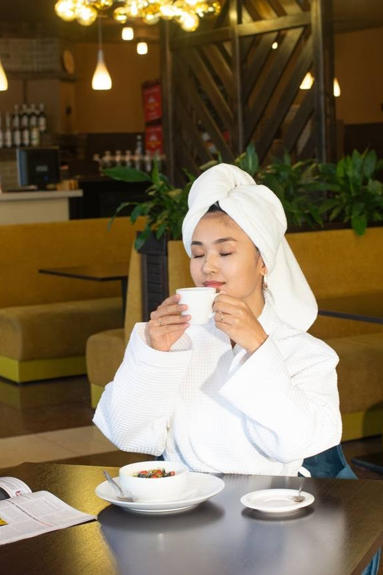 Модель для предметной съемки Дамира Красноярск| Sale Easy