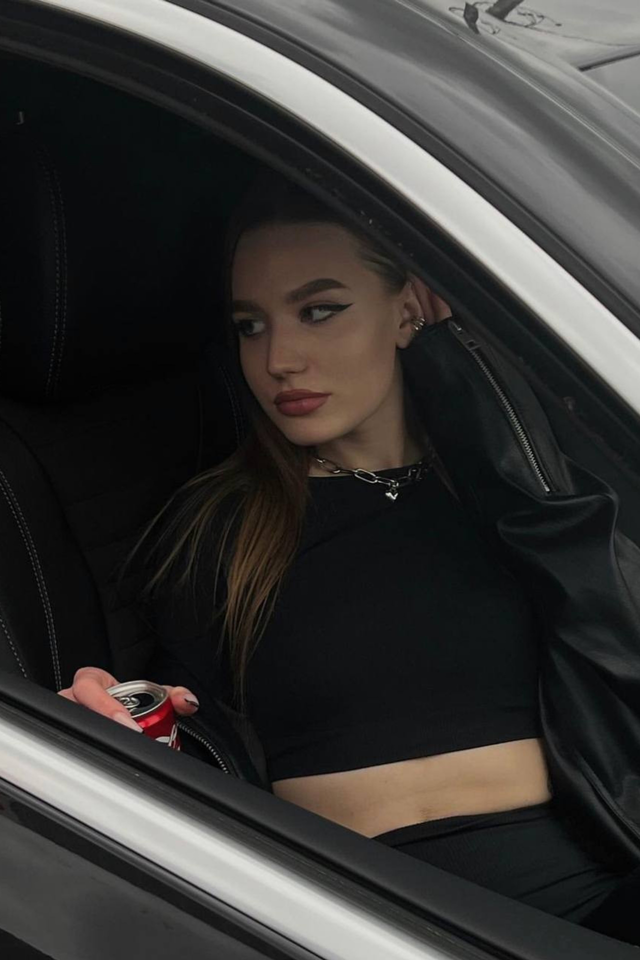 Модель для предметной съемки москвичка Валерия| Sale Easy