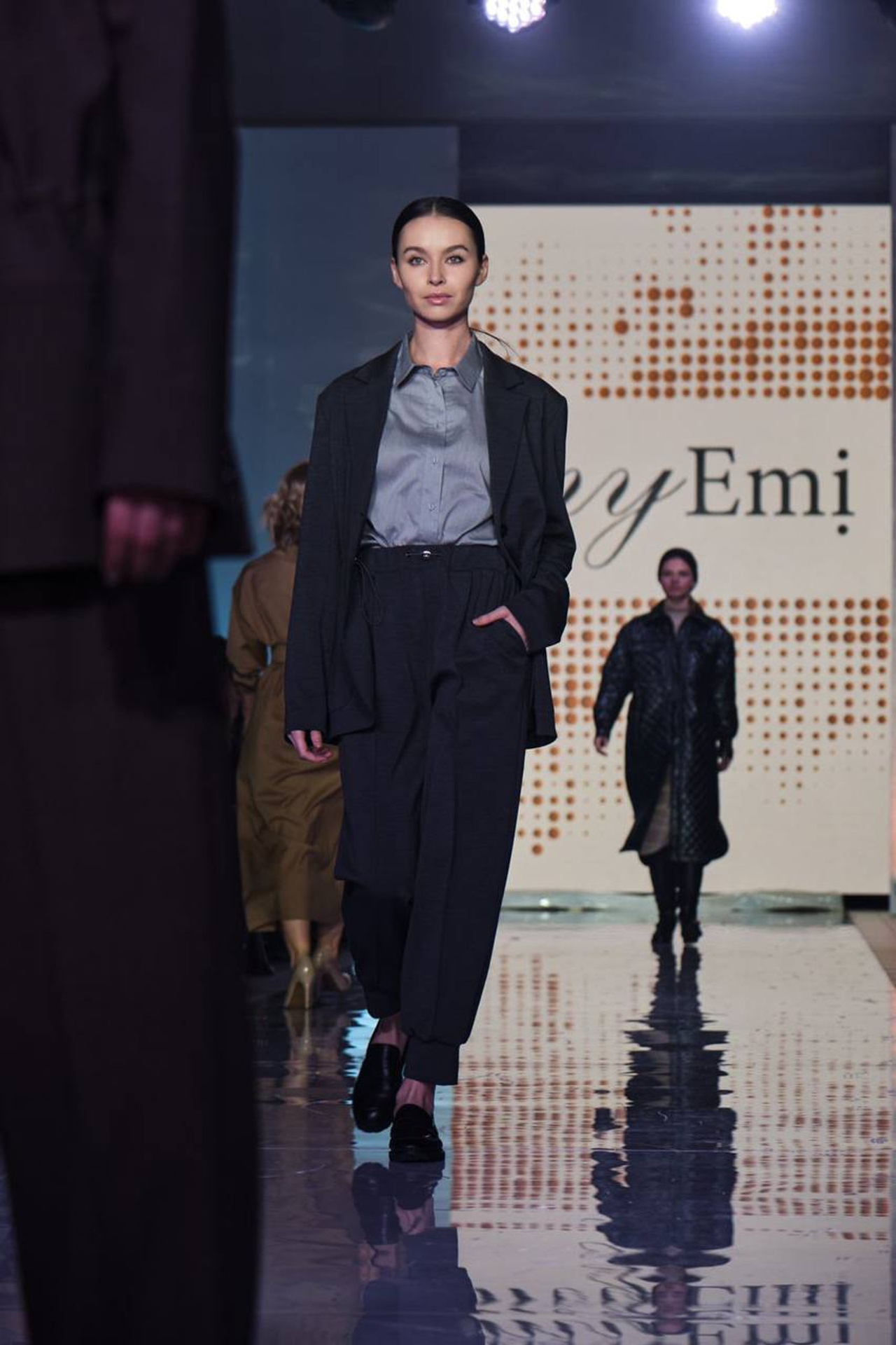 Модель для съемки для интернет магазинов Лилия Казань| Sale Easy