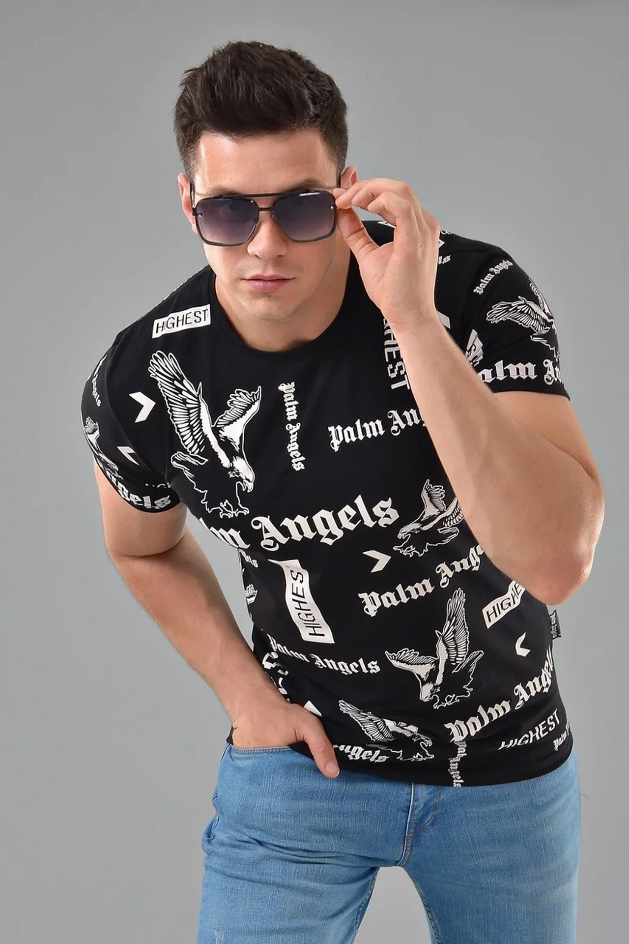 Модель для предметной съемки москвич Никита А. | Sale Easy