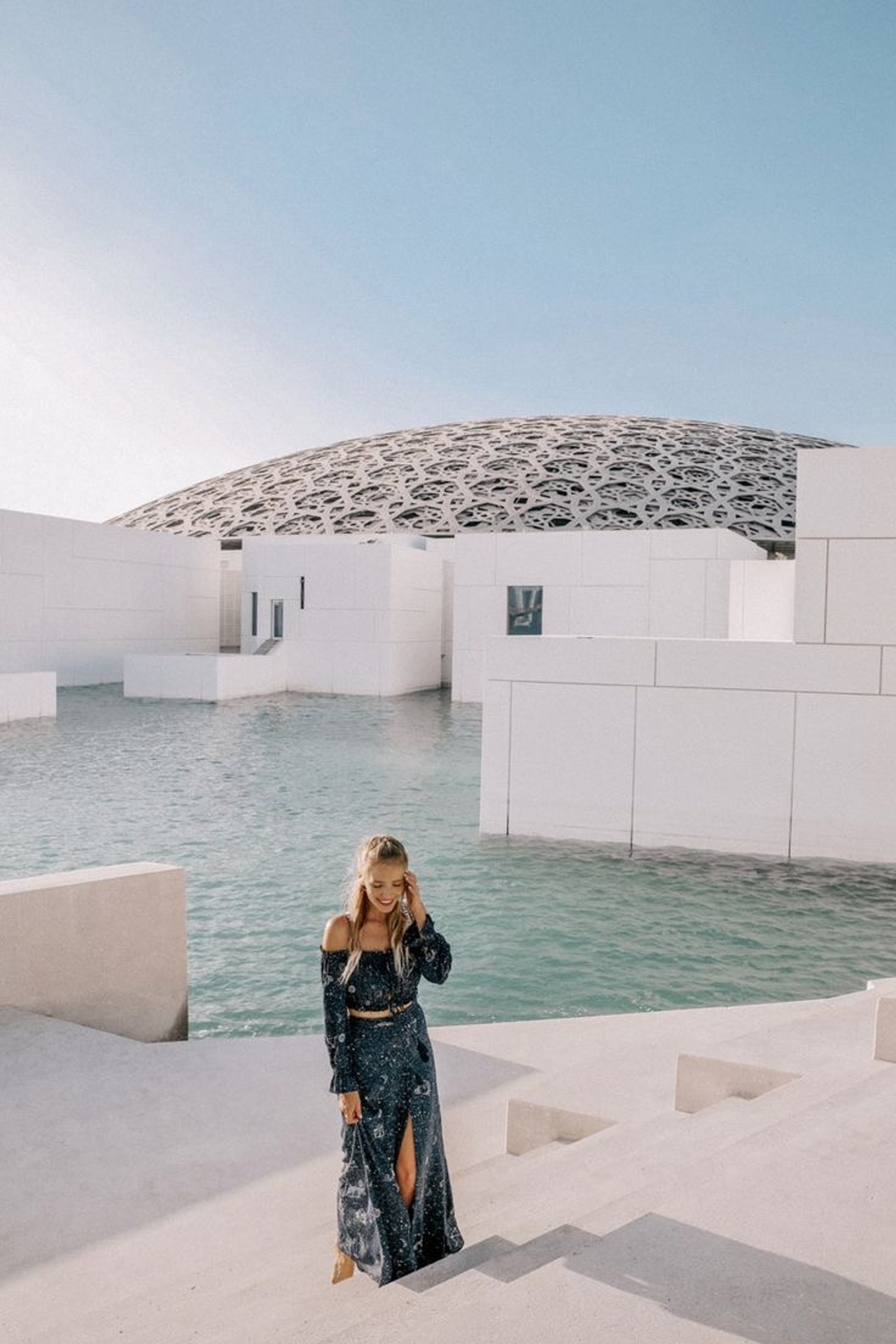 Локация Лувр Абу-Даби для предметной съемки Дубай|Sale Easy