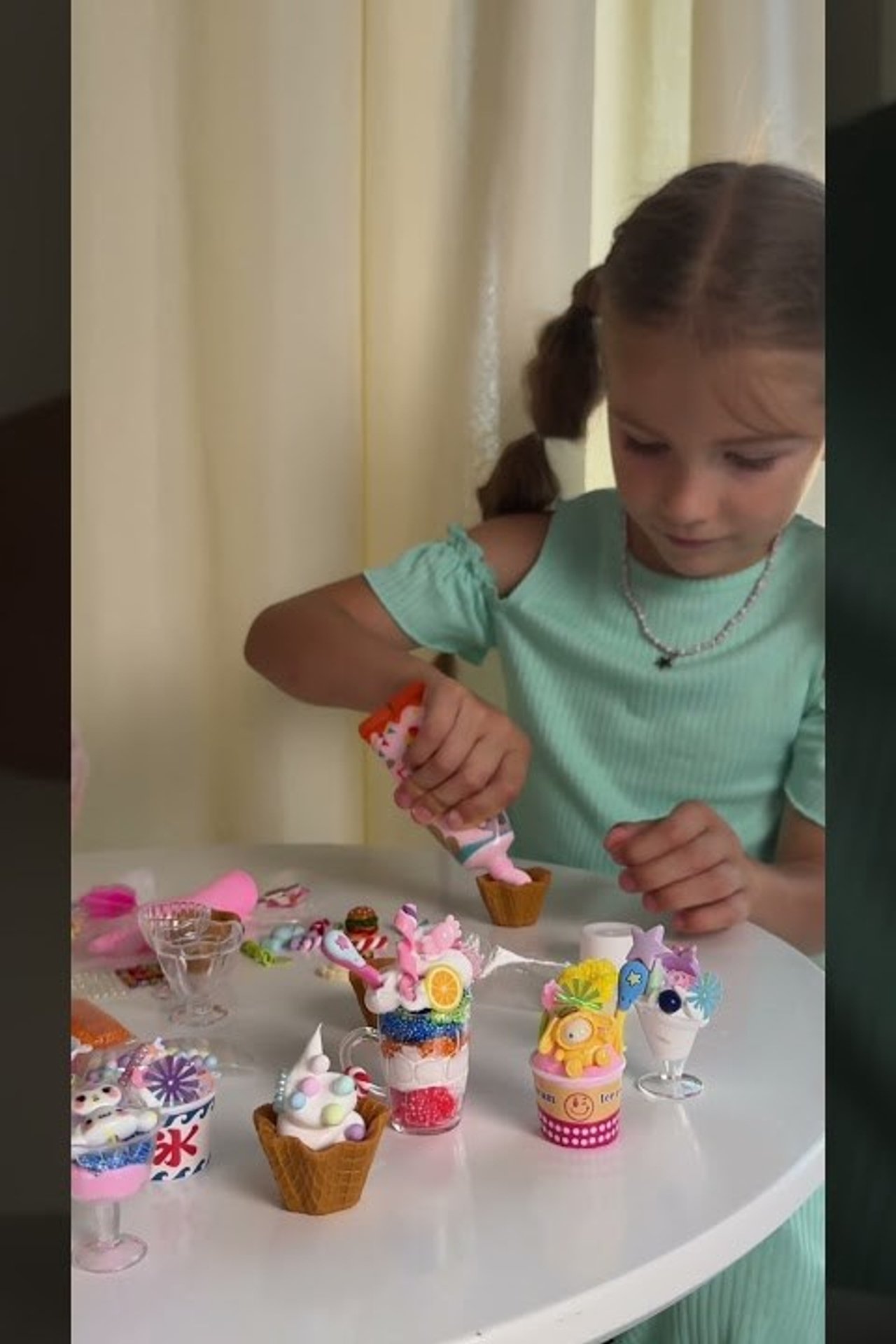 Портфолио видеосъемки товаров для детей для маркетплейсов | Sale Easy