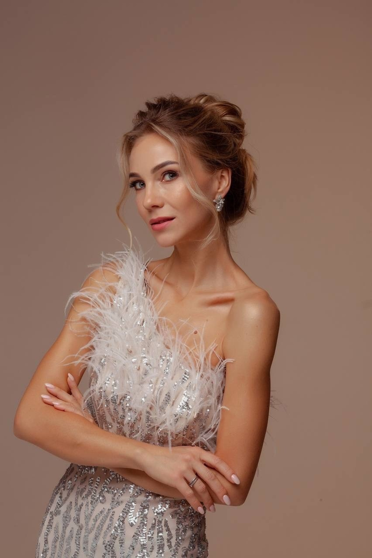 Модель для предметной съемки Юлия Х. Н.Н.| Sale Easy