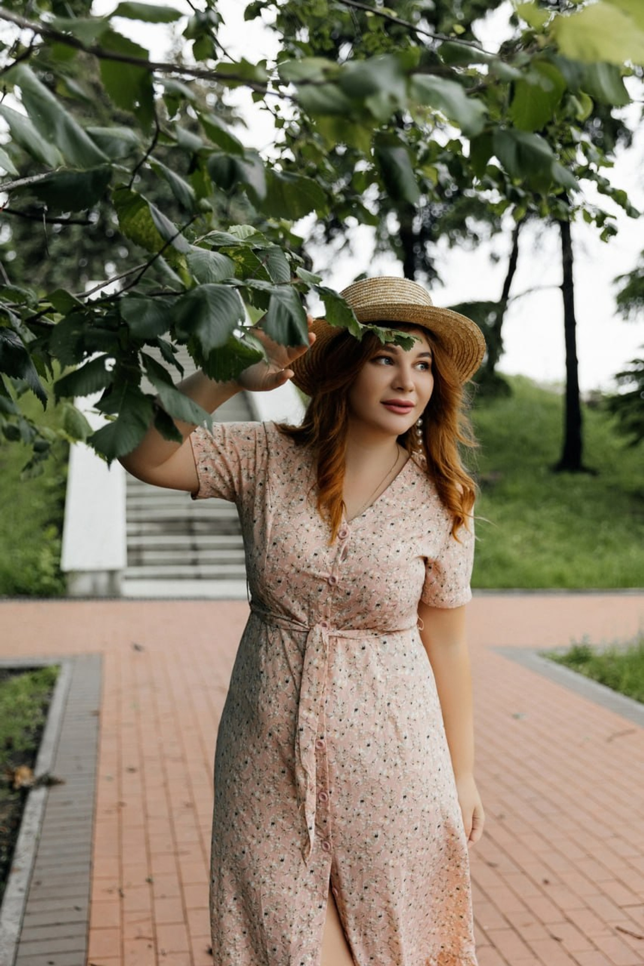 Модель plus size для предметной съемки Ольга В Н.Новгород | Sale Easy