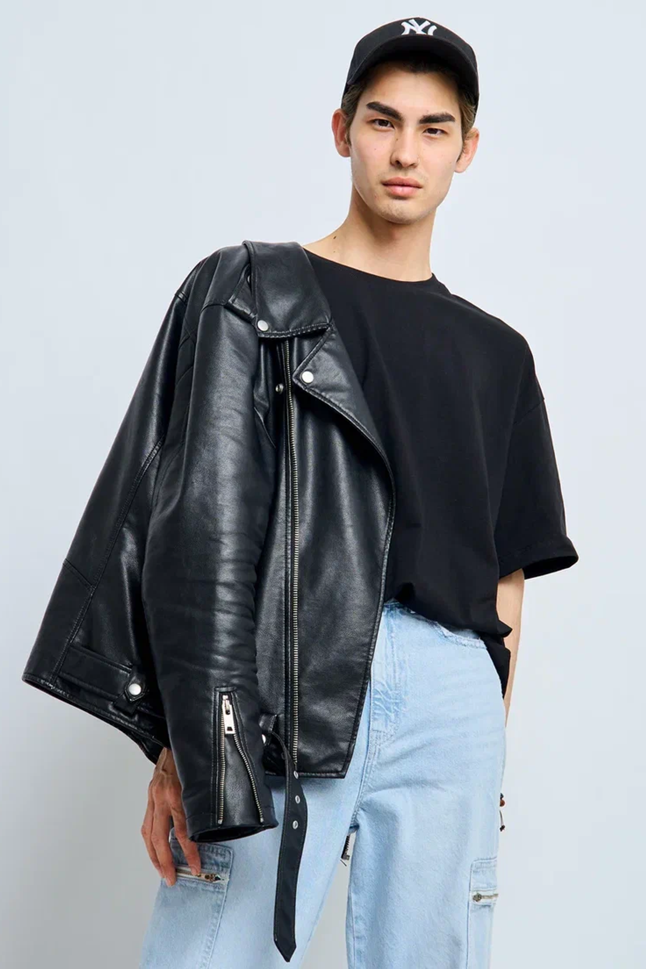 Модель для предметной съемки Роман Ал. Москва | Sale Easy