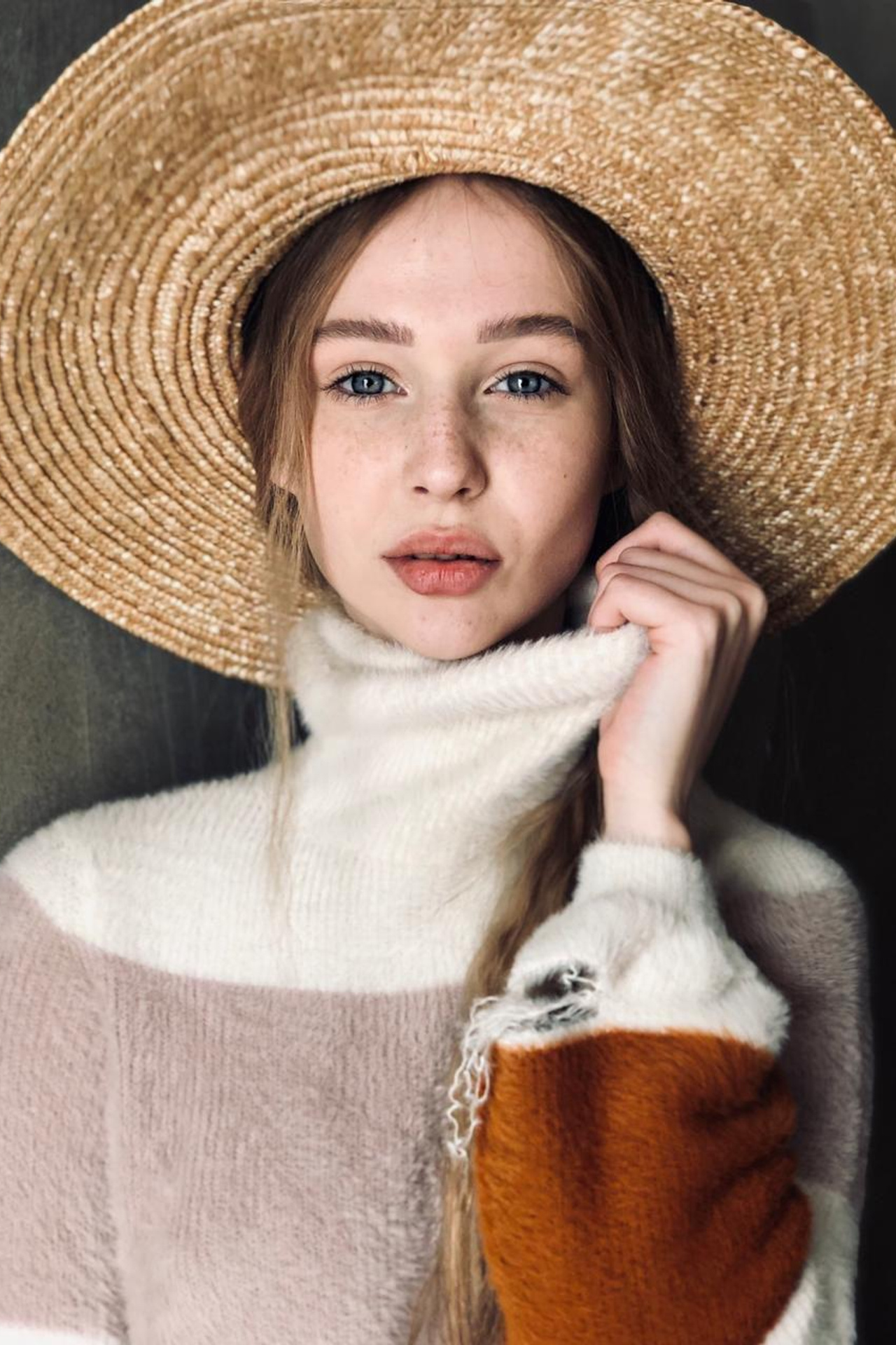 Модель для предметной съемки  Алекс Б Сочи| Sale Easy