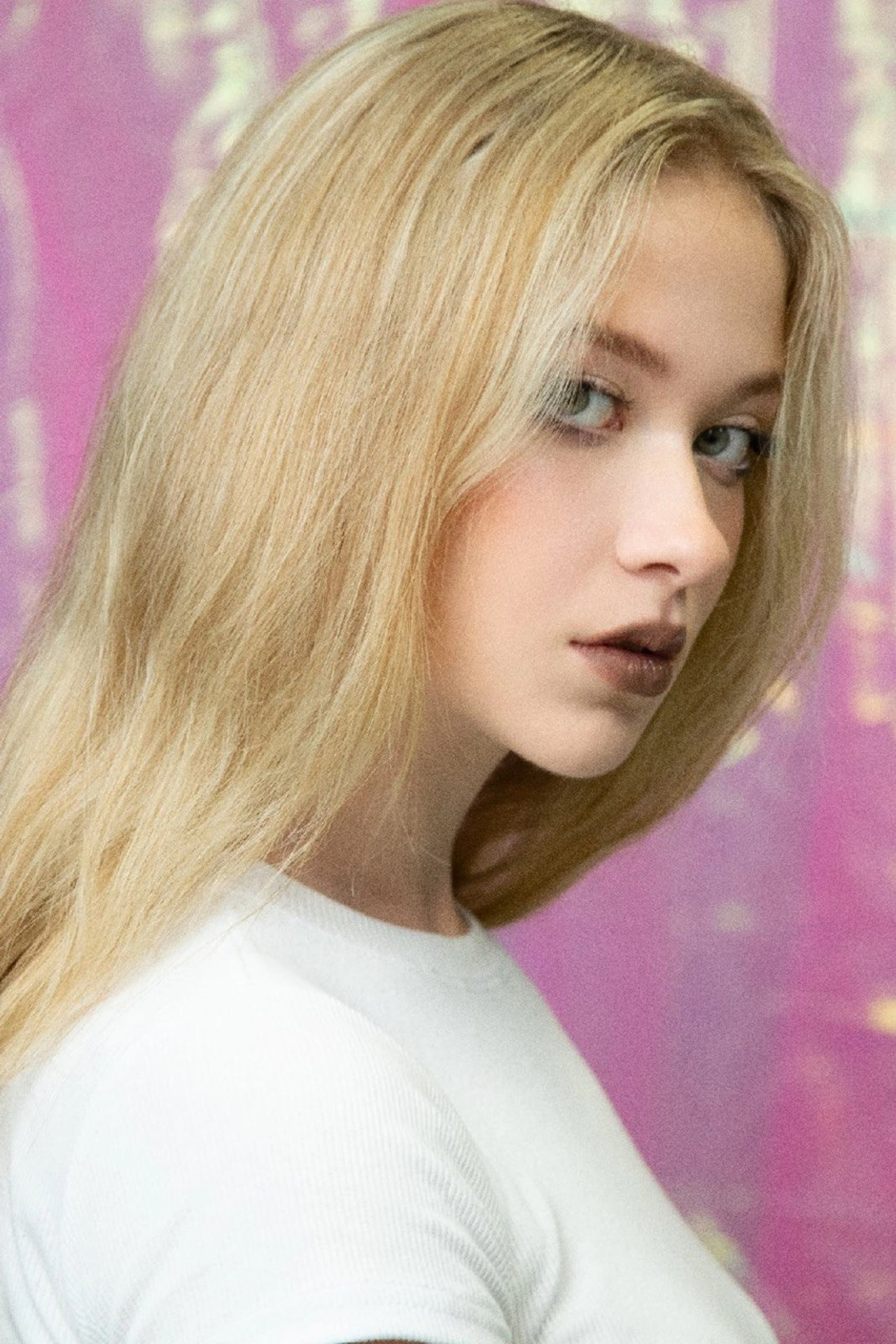 Модель для предметной съемки Марина id 16054 Казань| Sale Easy