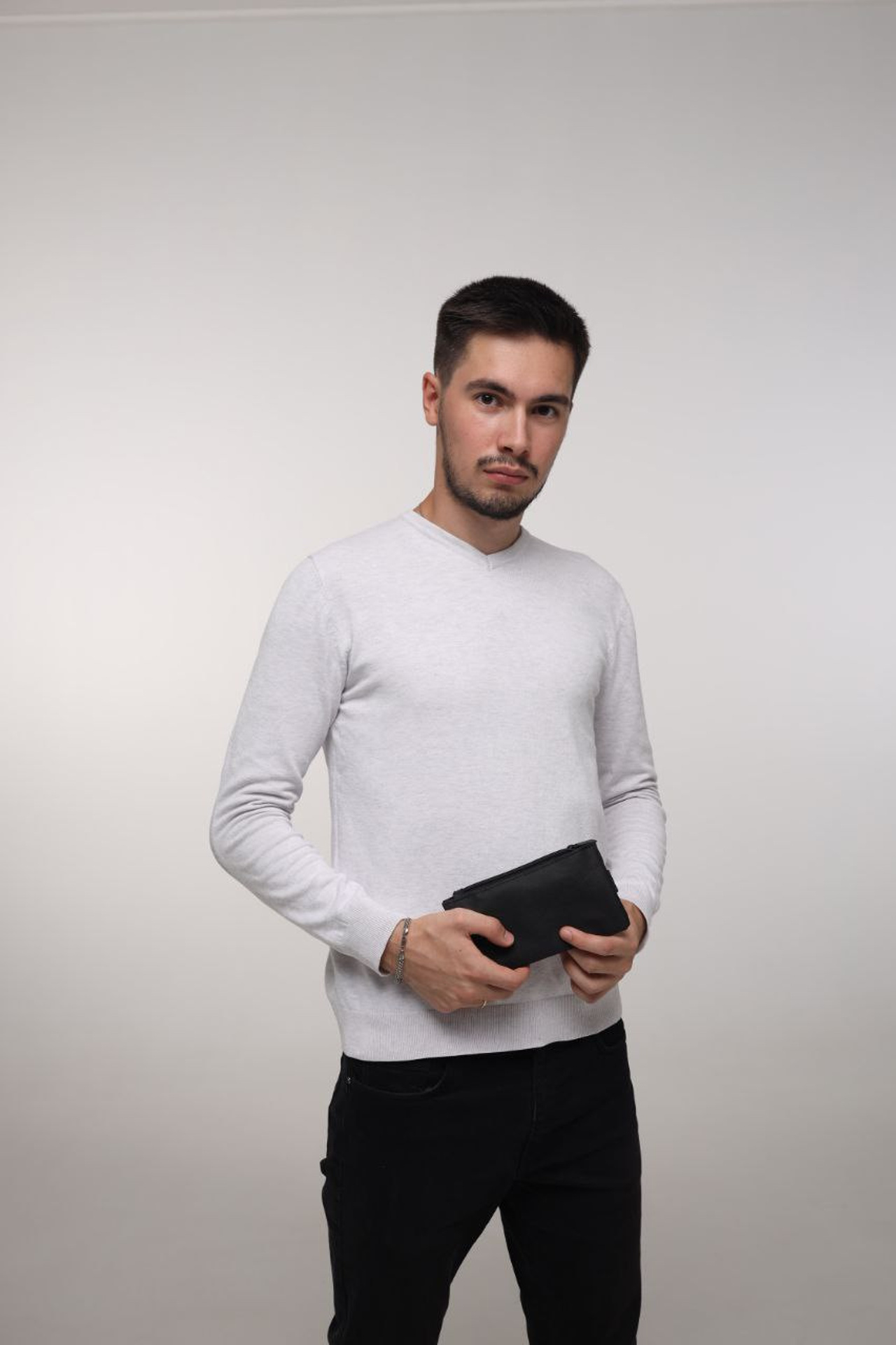 Модель для предметной съемки Александр В. Москва | Sale Easy