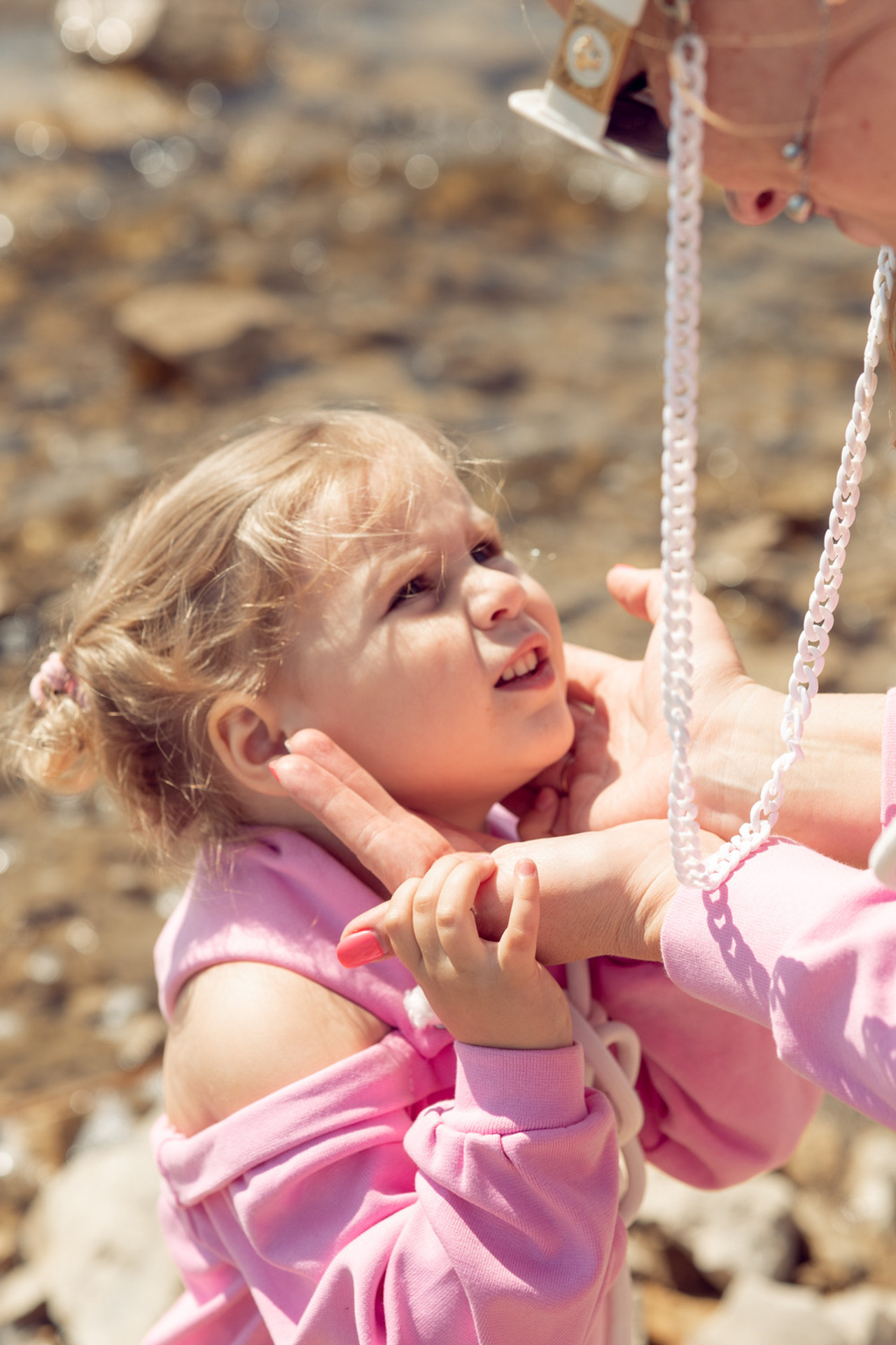 Модель девочка для предметной съемки Мирослава Казань| Sale Easy