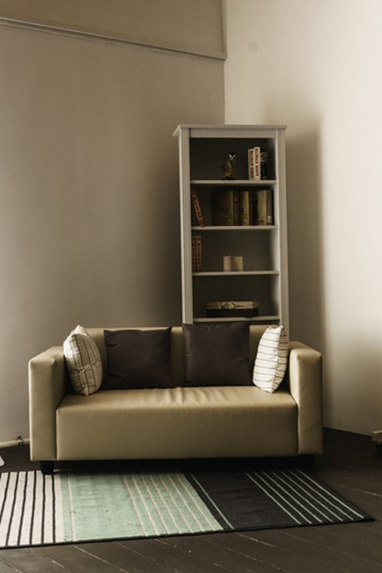 Студия Фокус Инь Янь для предметной съемки Казань|Sale Easy