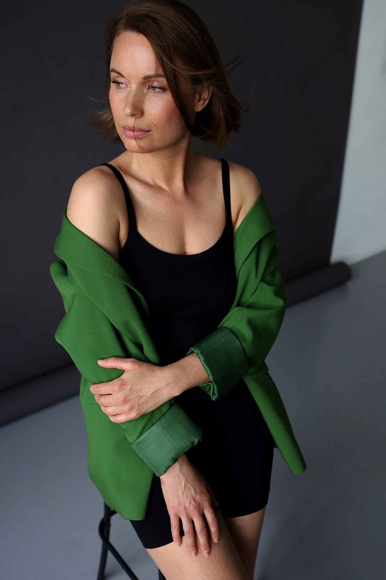 Модель для предметной съемки Надежда С.-Пб| Sale Easy