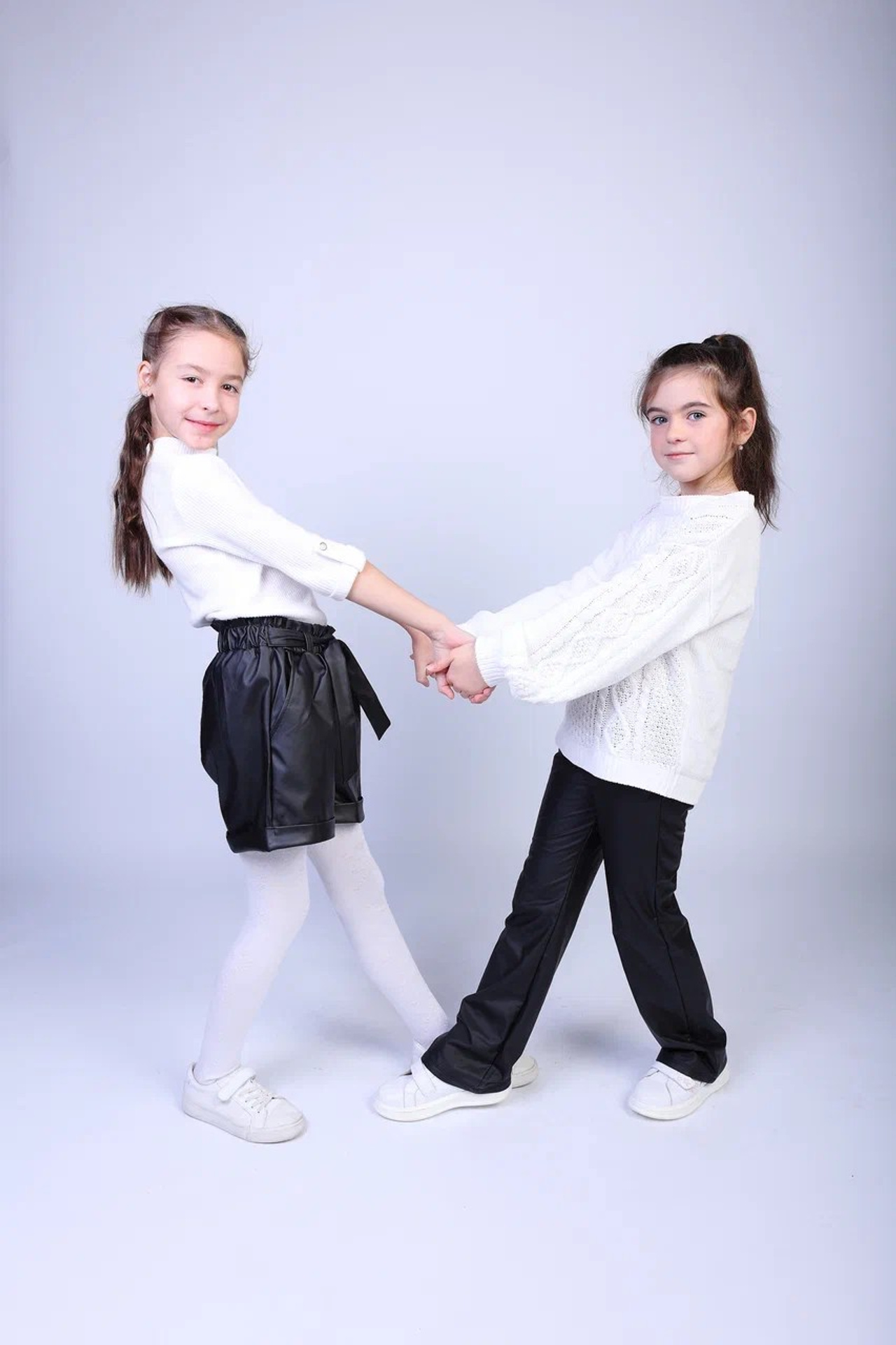 Модель для предметной съемки Виктория М. Н.Н.| Sale Easy