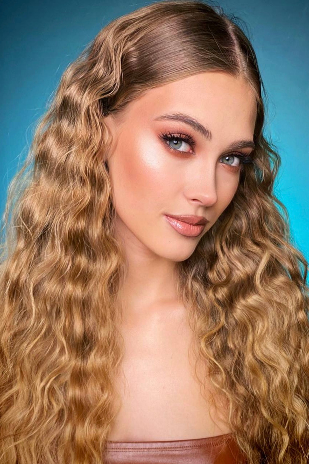 Модель для съемки фото для маркетплейса Полина Ж Н.Новгород |Sale Easy