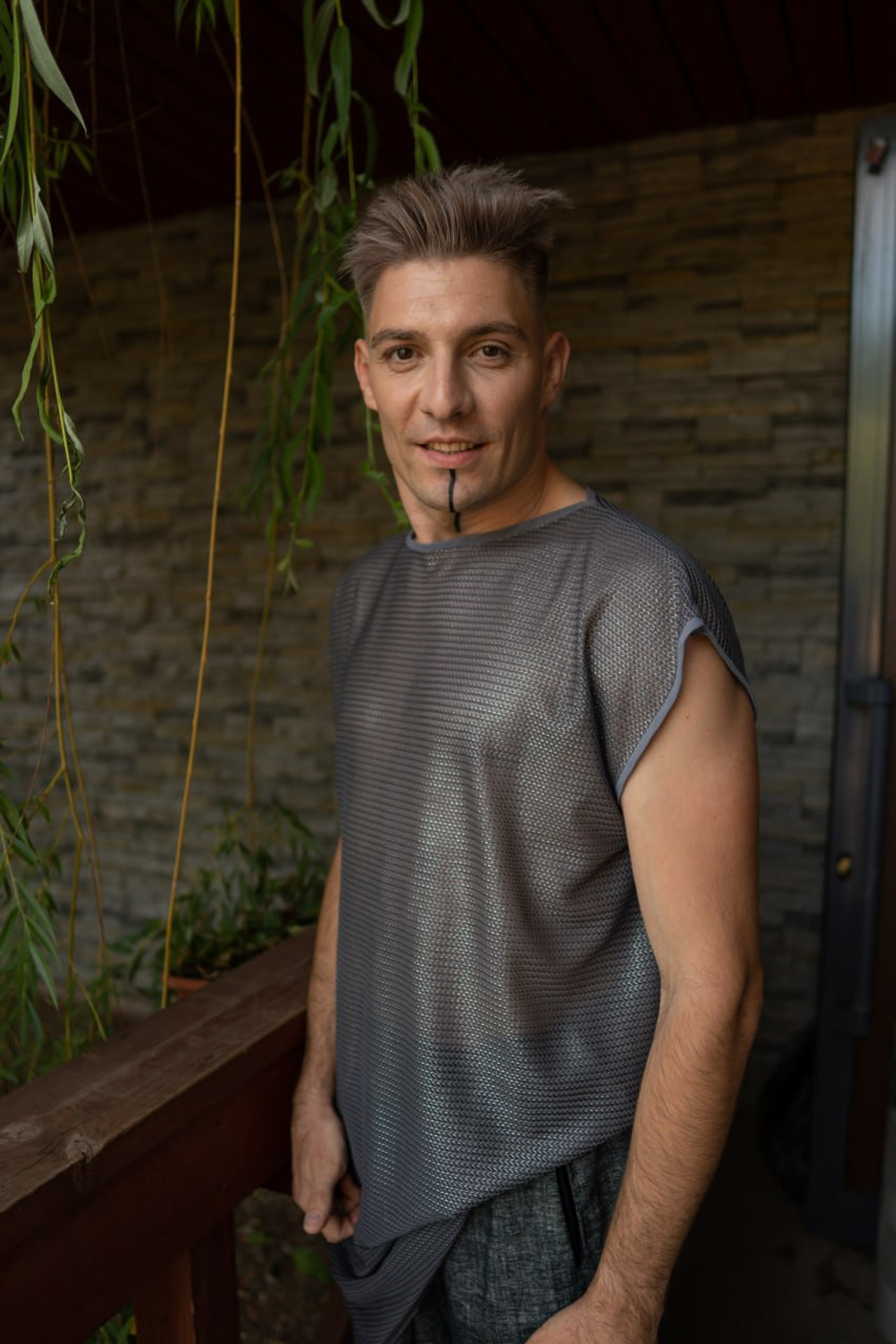 Модель для съемки на маркетплейсы Артём Казань| Sale Easy